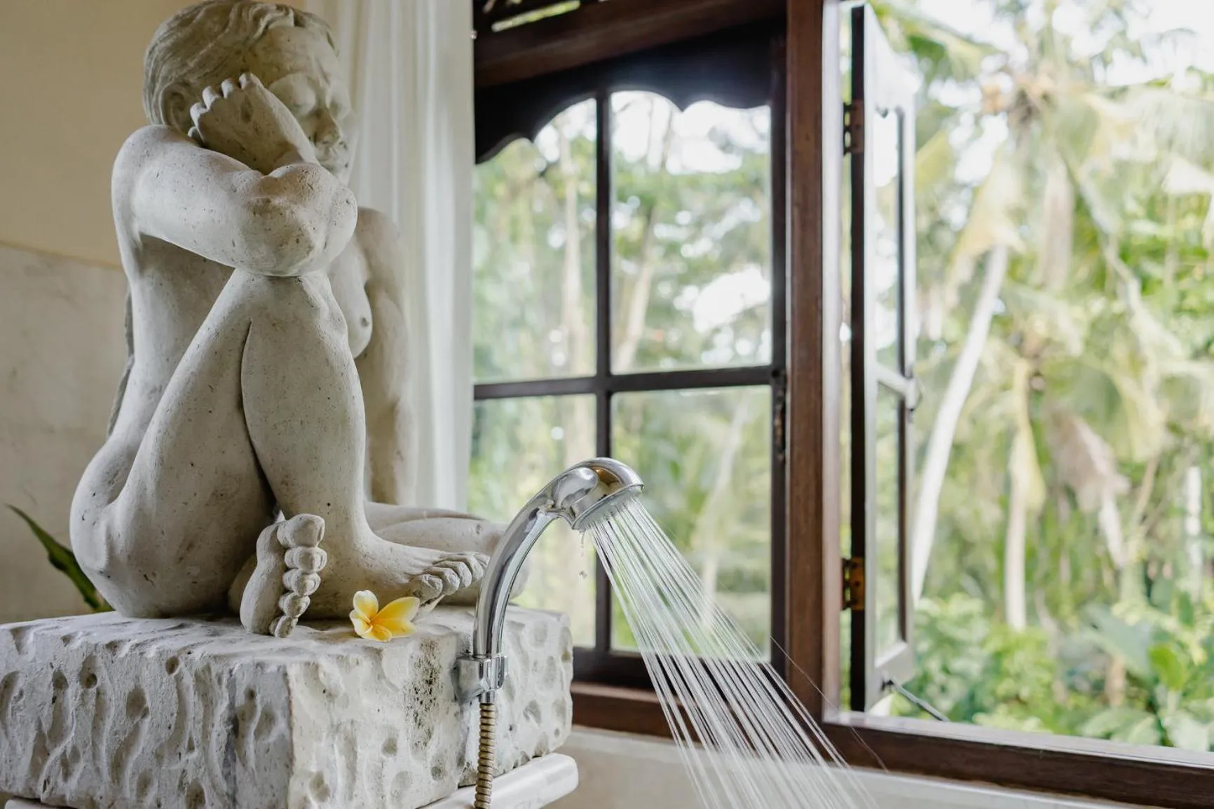 Shower in Alam Shanti Ubud