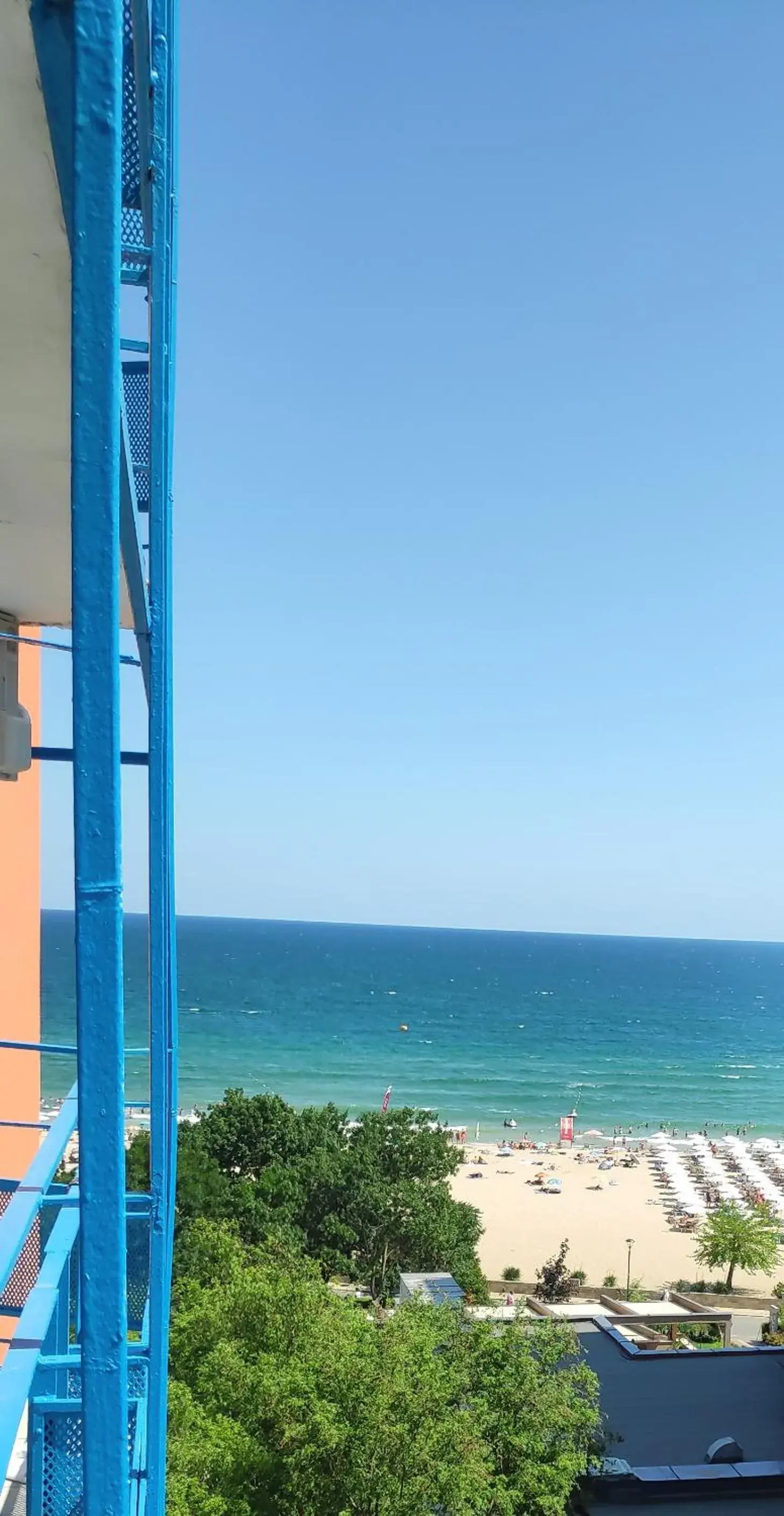 Economy Twin Room with Extra Bed - Side Sea View (2 Adults + 1 Child) in Hotel Shipka Beach Economy Twin Room with Extra Bed - Side Sea View (2 Adults + 1 Child) in Hotel Shipka Beach