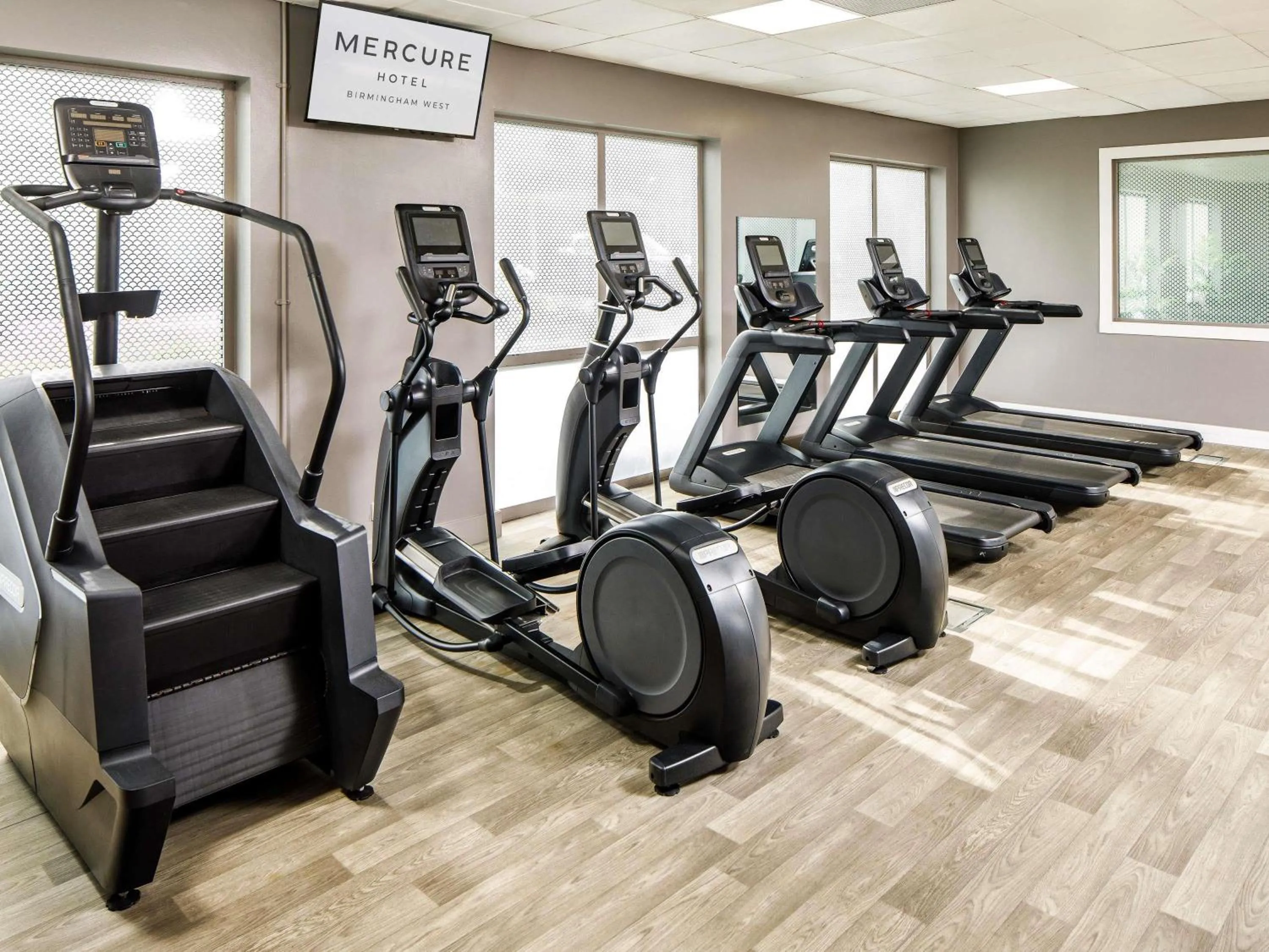 Fitness centre/facilities in Mercure Birmingham West Hotel