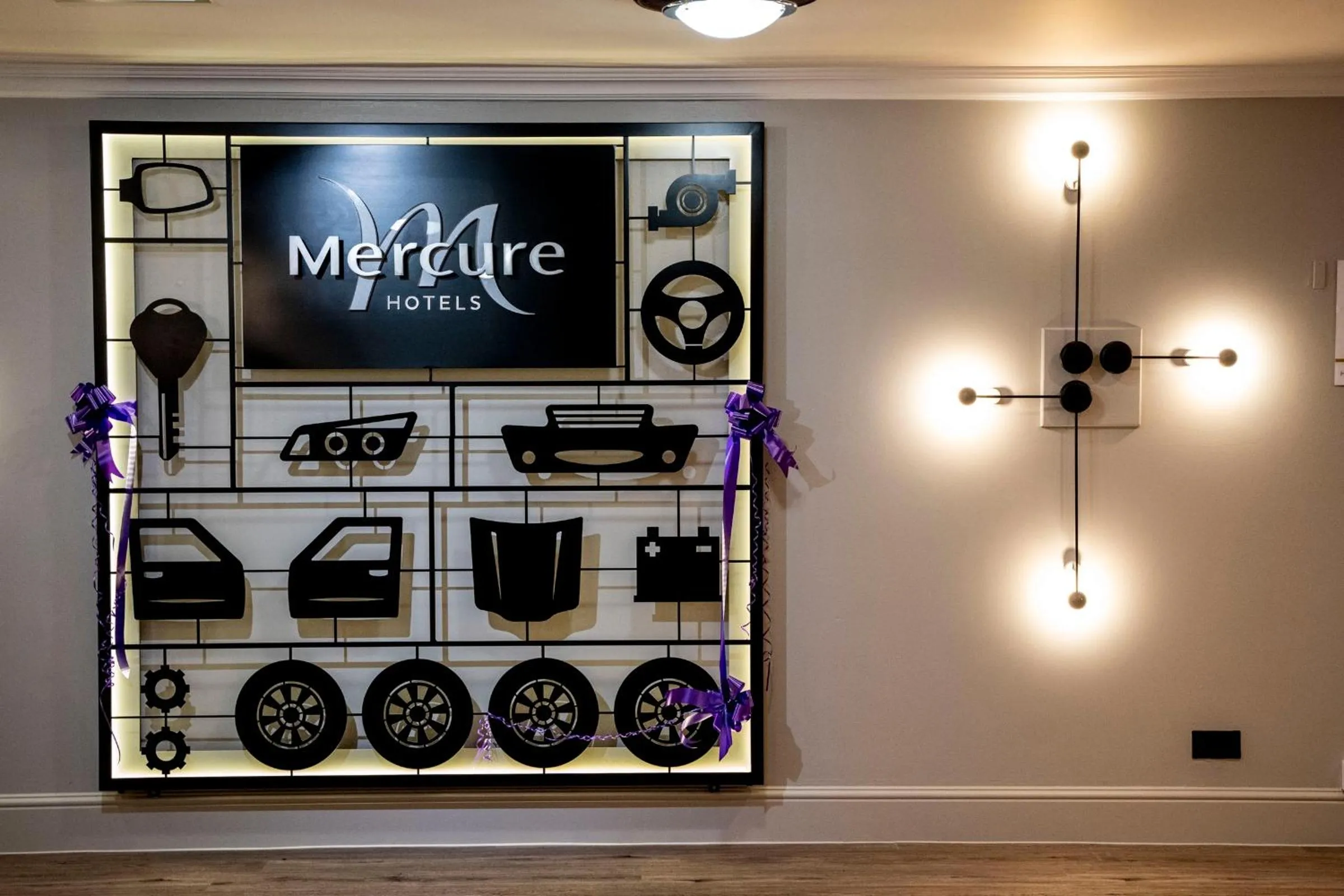 Decorative detail in Mercure Birmingham West Hotel