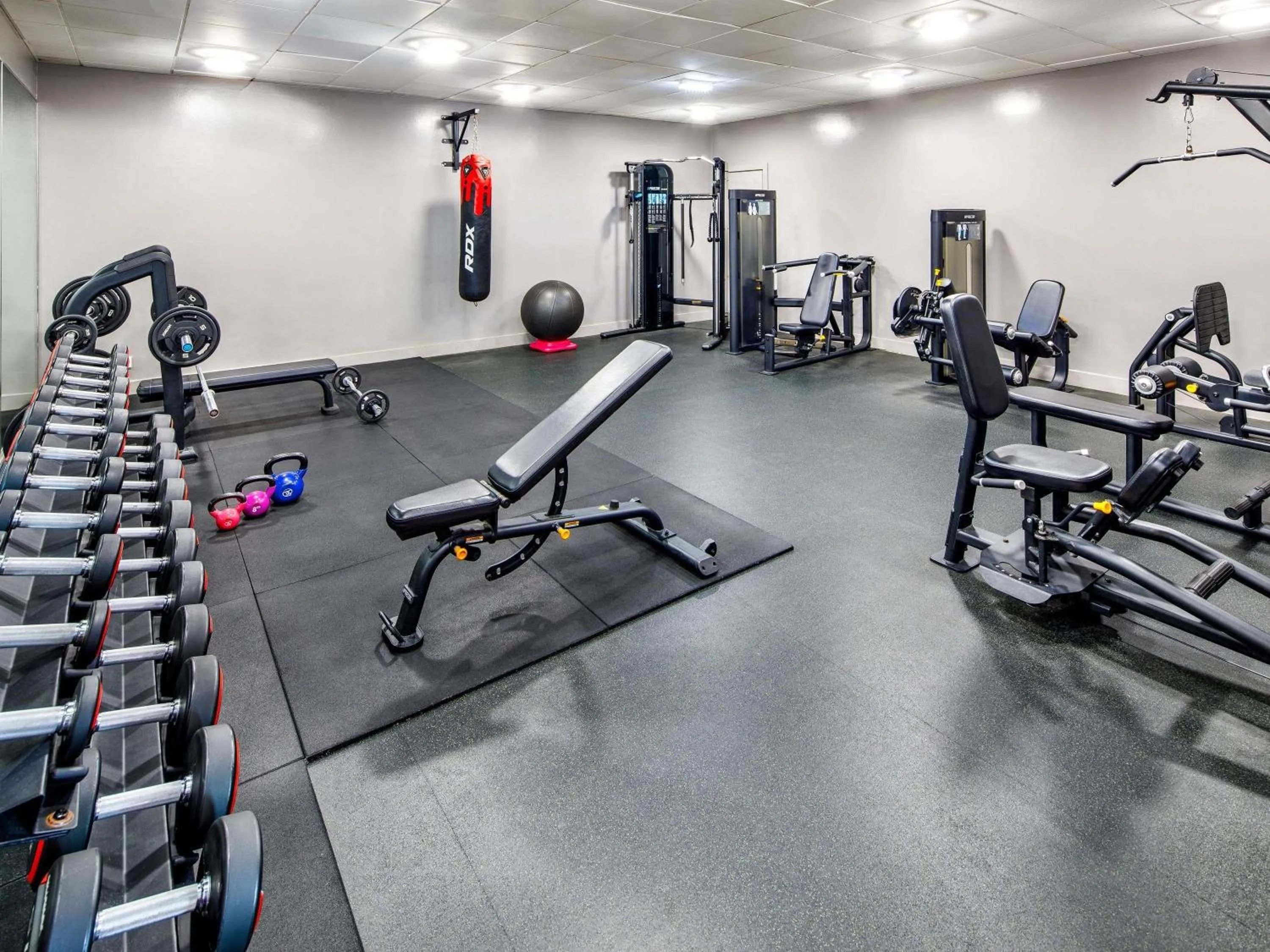 Fitness centre/facilities in Mercure Birmingham West Hotel