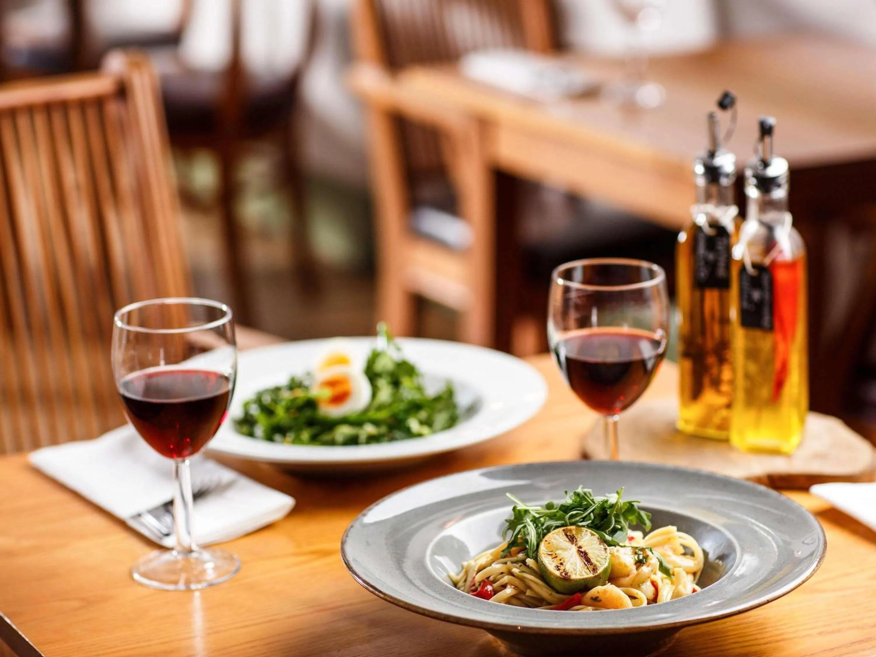 Restaurant/places to eat in Mercure Birmingham West Hotel