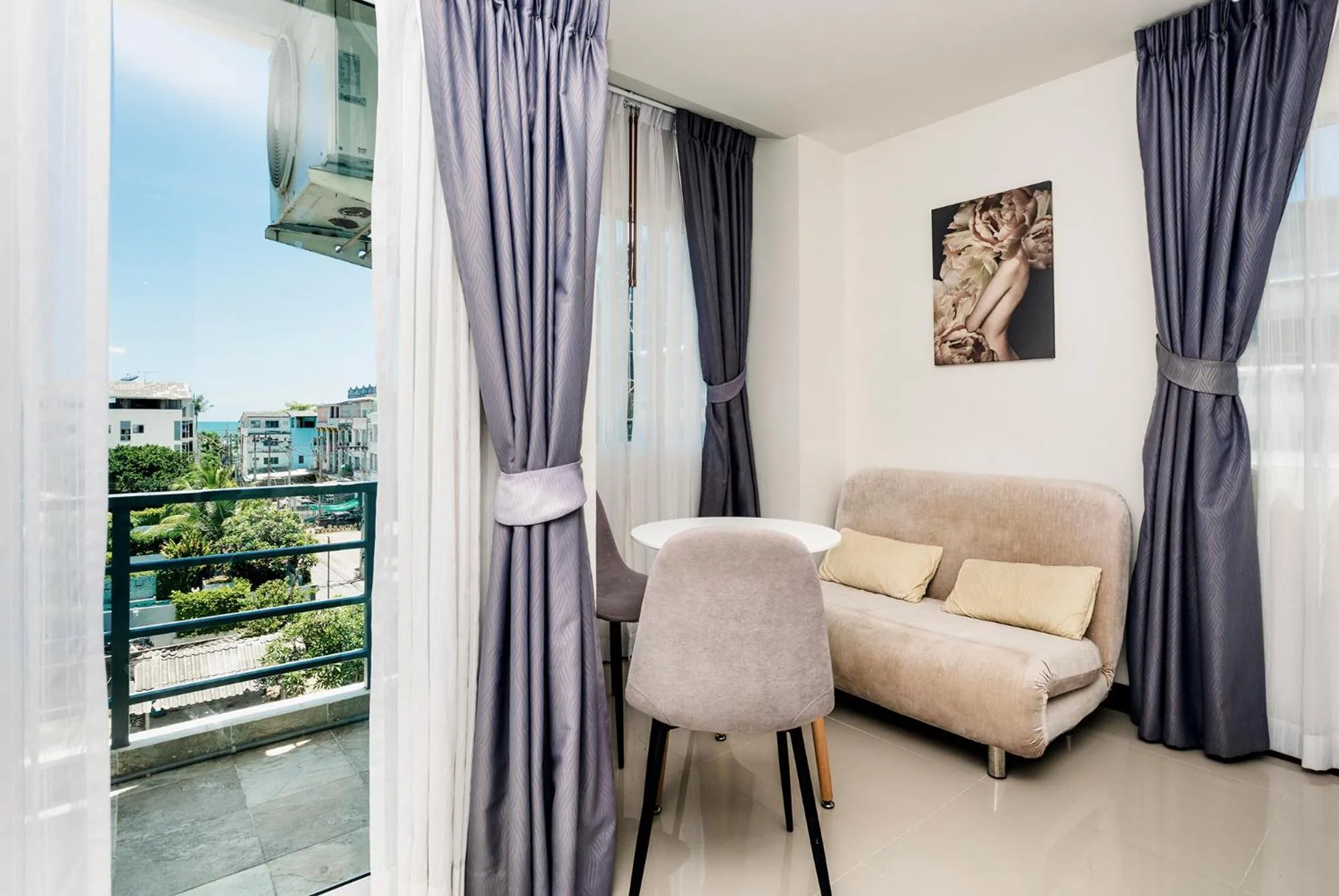 Balcony/Terrace in Beach 7 Condo