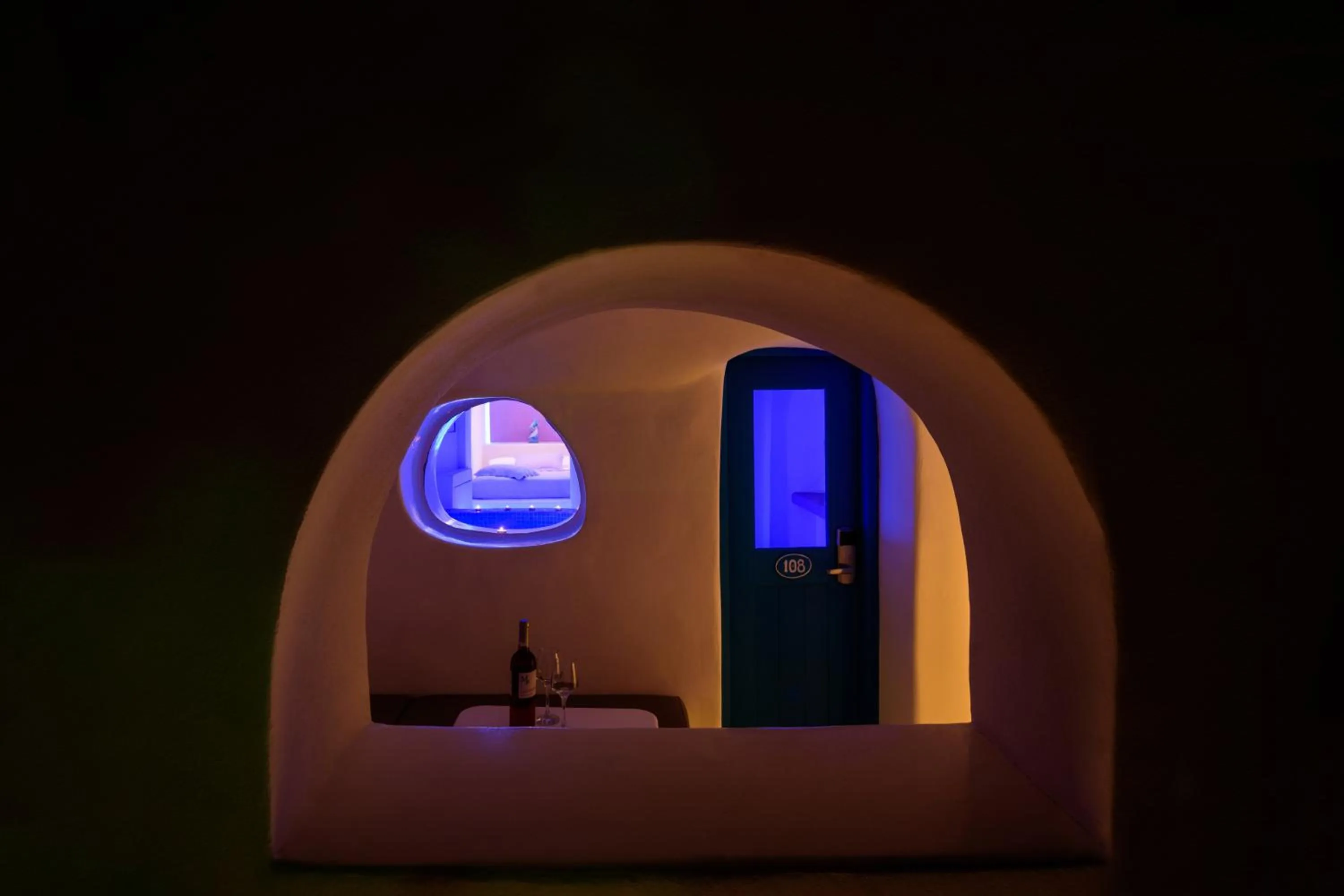 Night in Abyssanto Suites and Spa