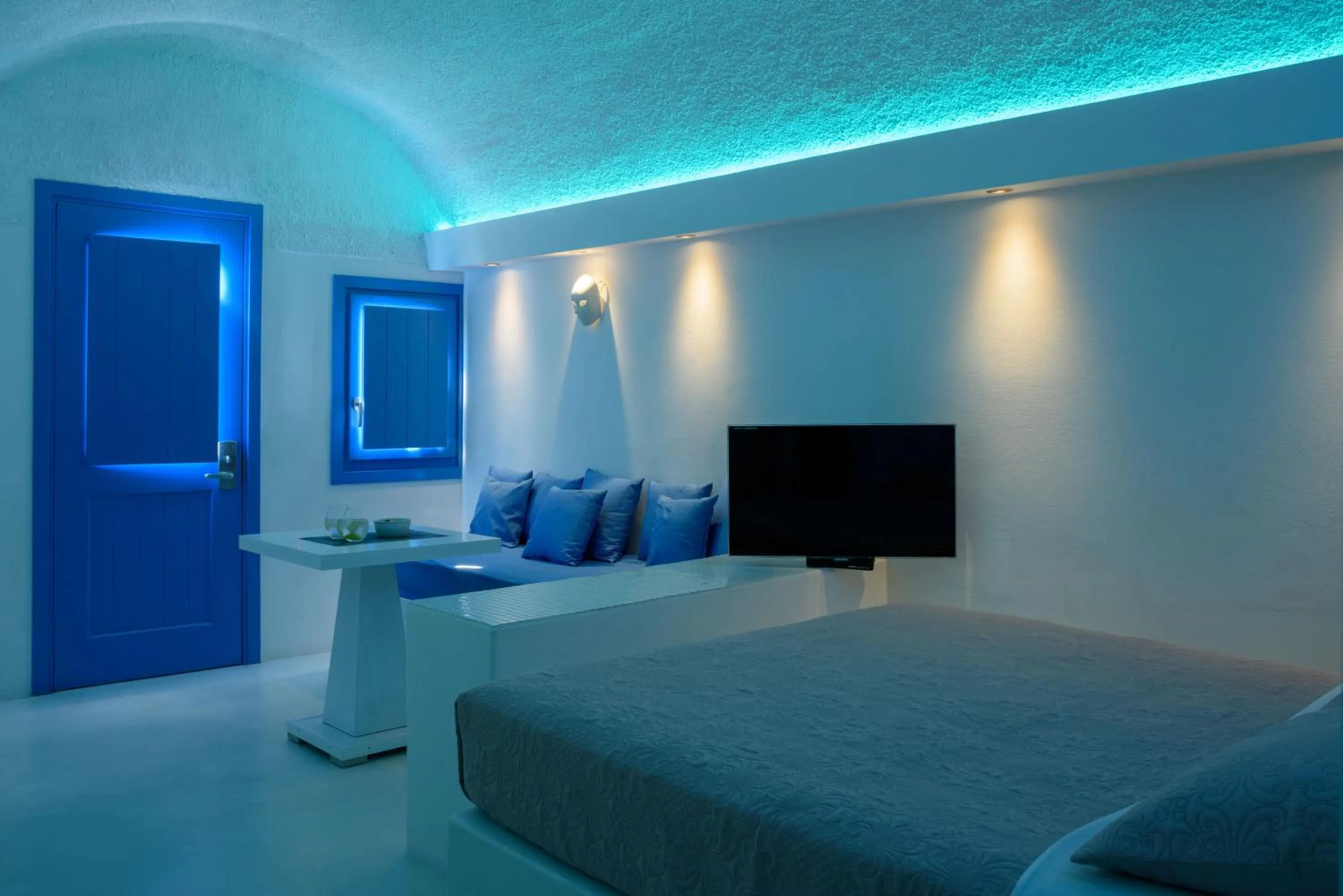 Bedroom, Bed in Abyssanto Suites and Spa