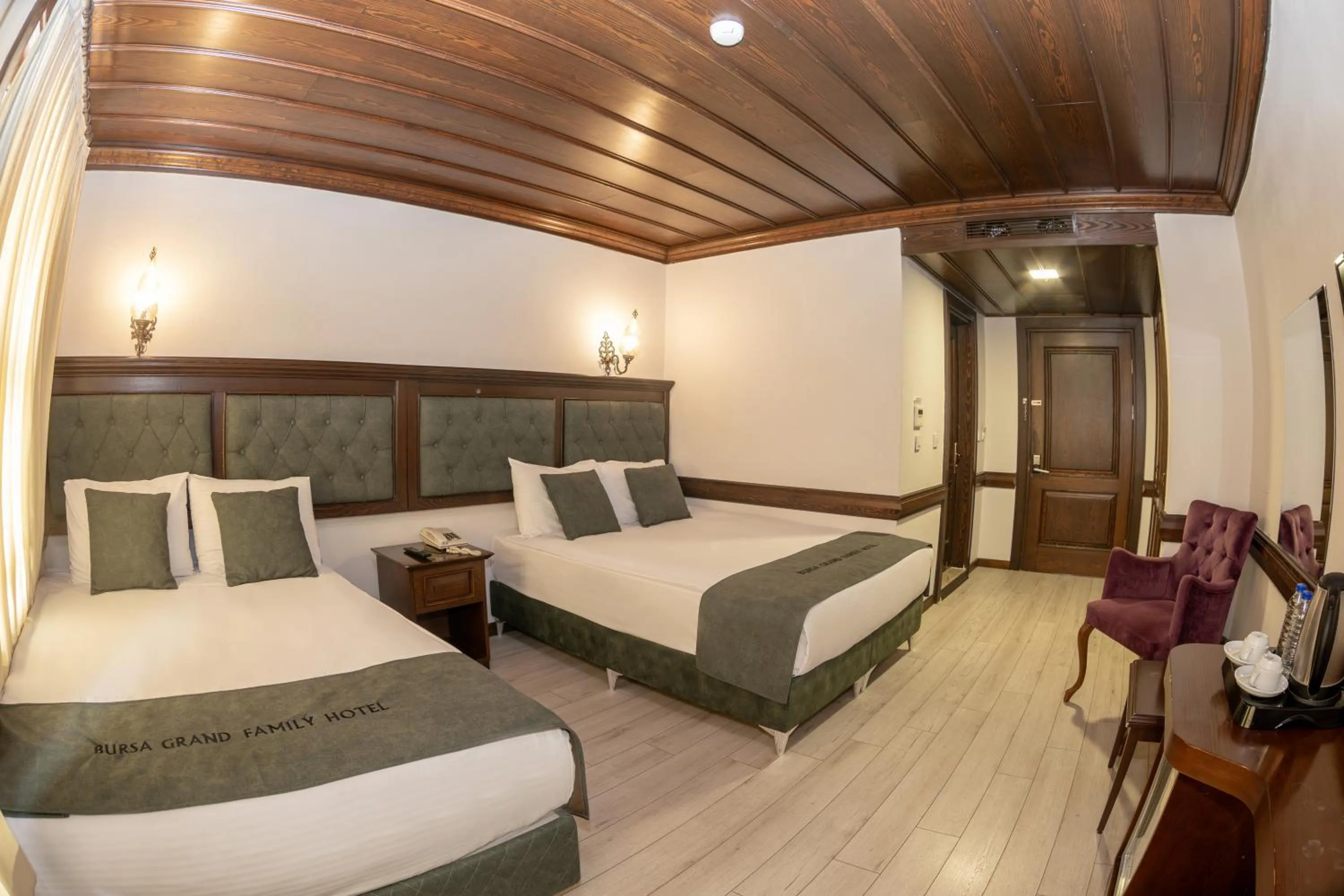 TV and multimedia, Bed in Bursa Grand Family HOTEL