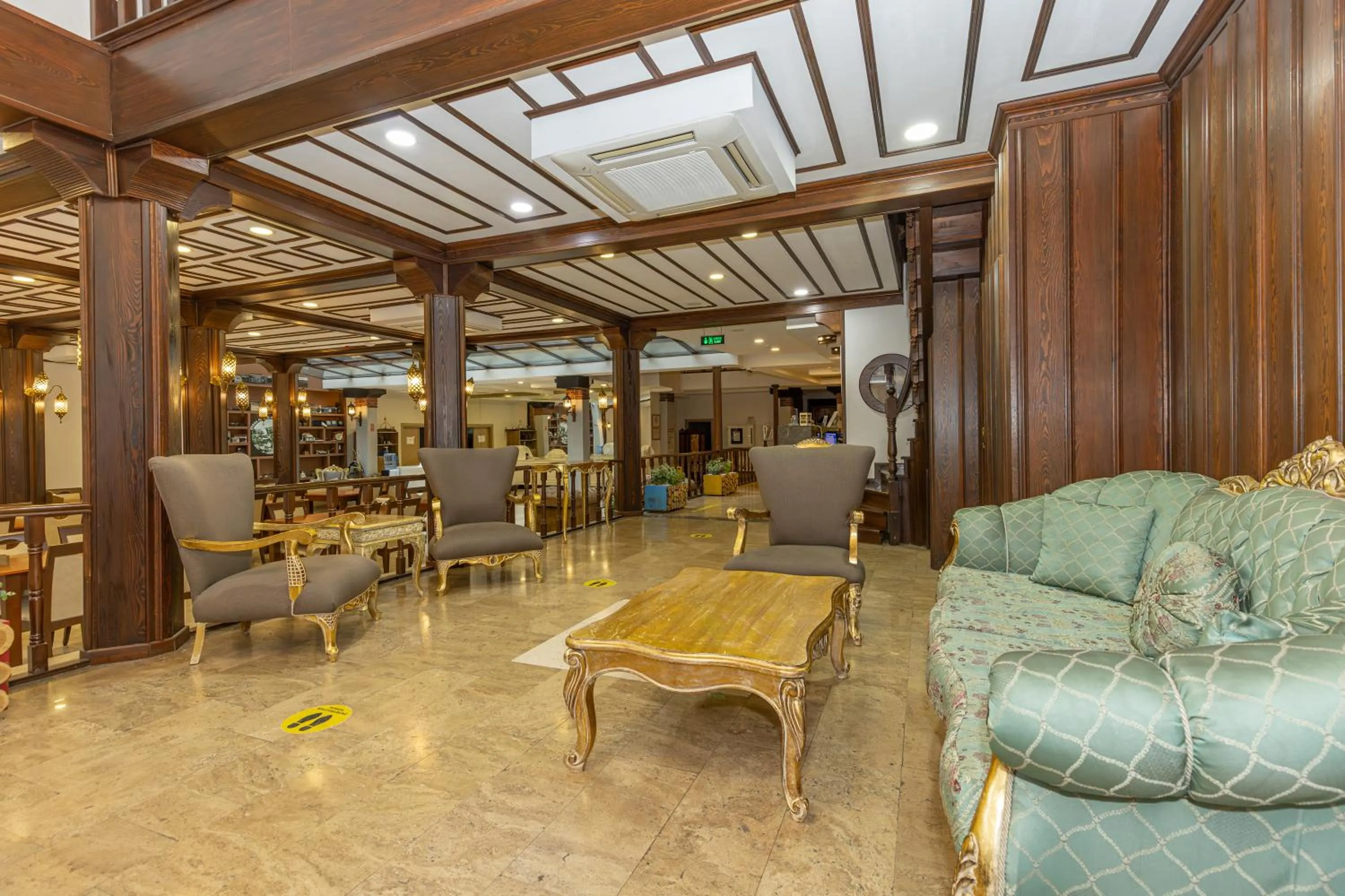 Lobby or reception in Bursa Grand Family HOTEL