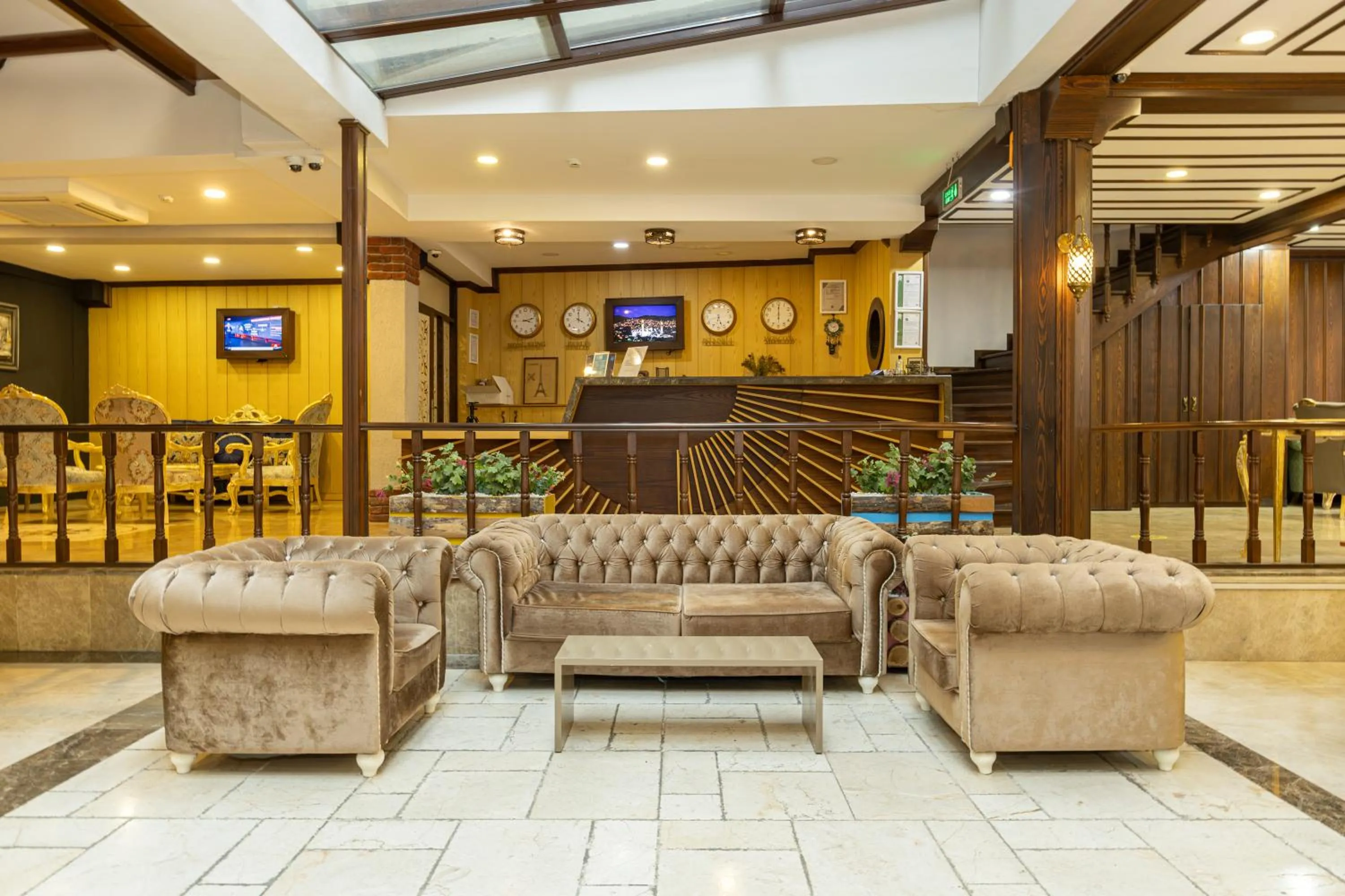 TV and multimedia in Bursa Grand Family HOTEL