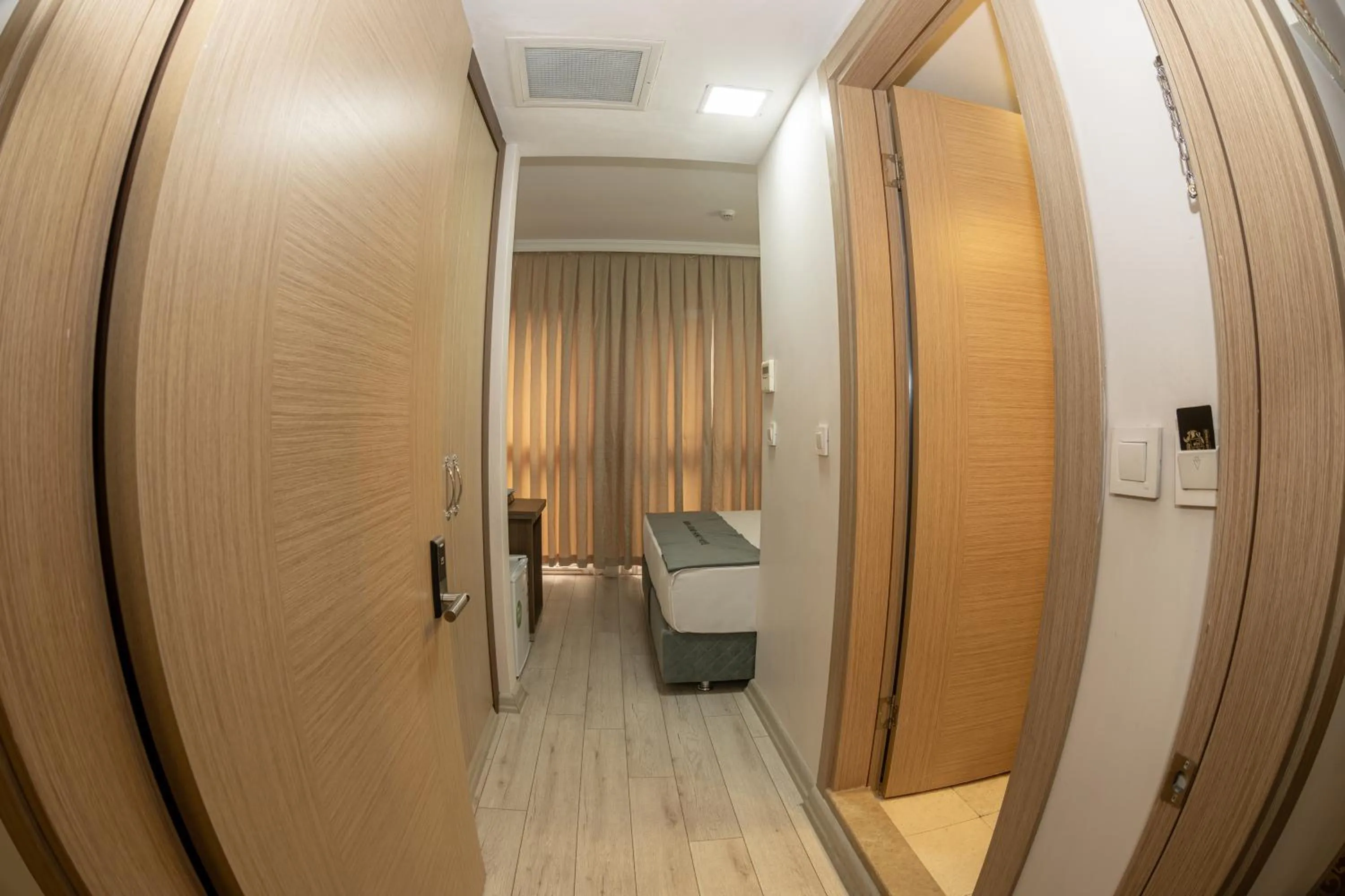 Photo of the whole room in Bursa Grand Family HOTEL