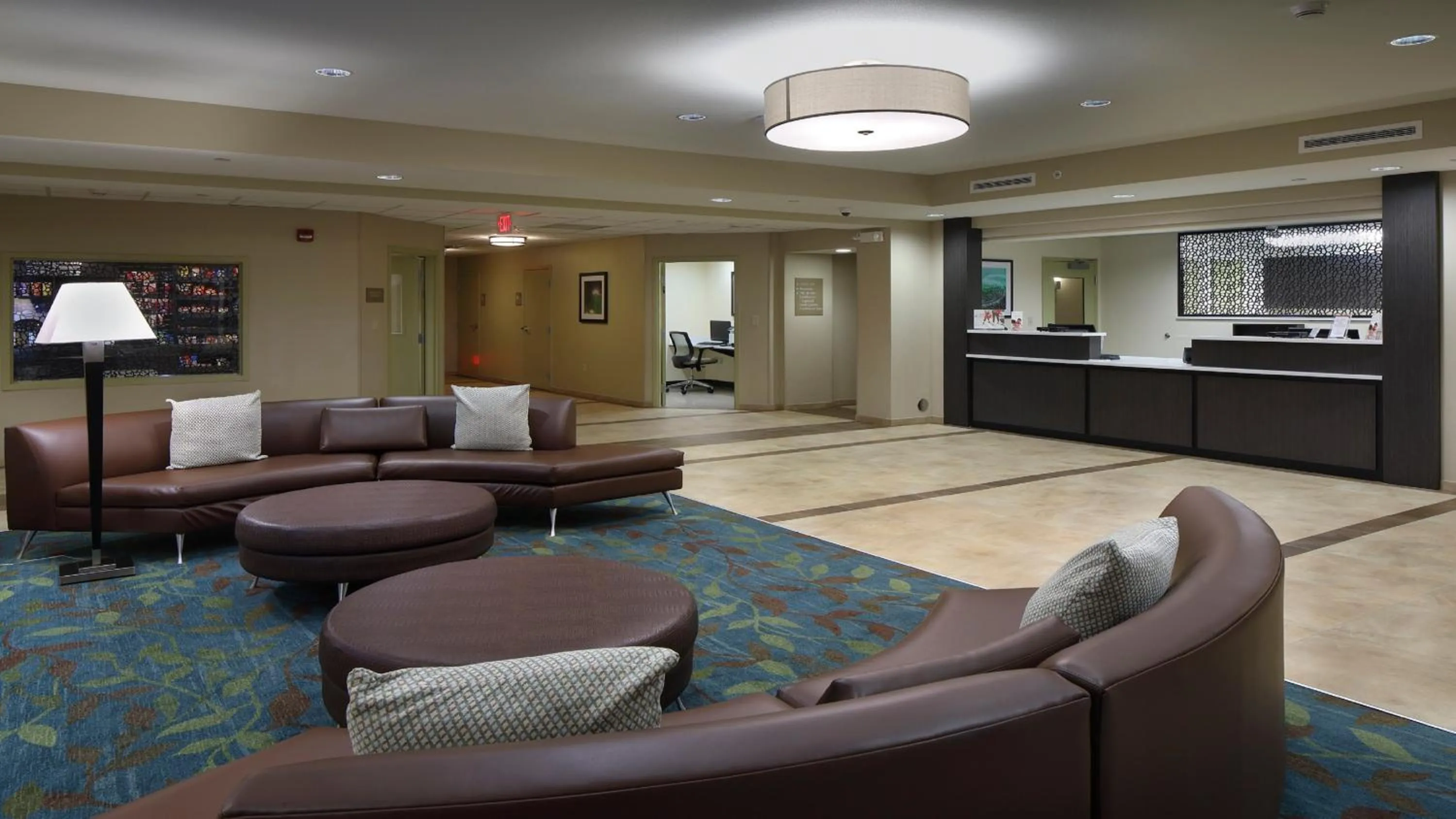 Lobby or reception in Candlewood Suites - Newark South - University Area by IHG