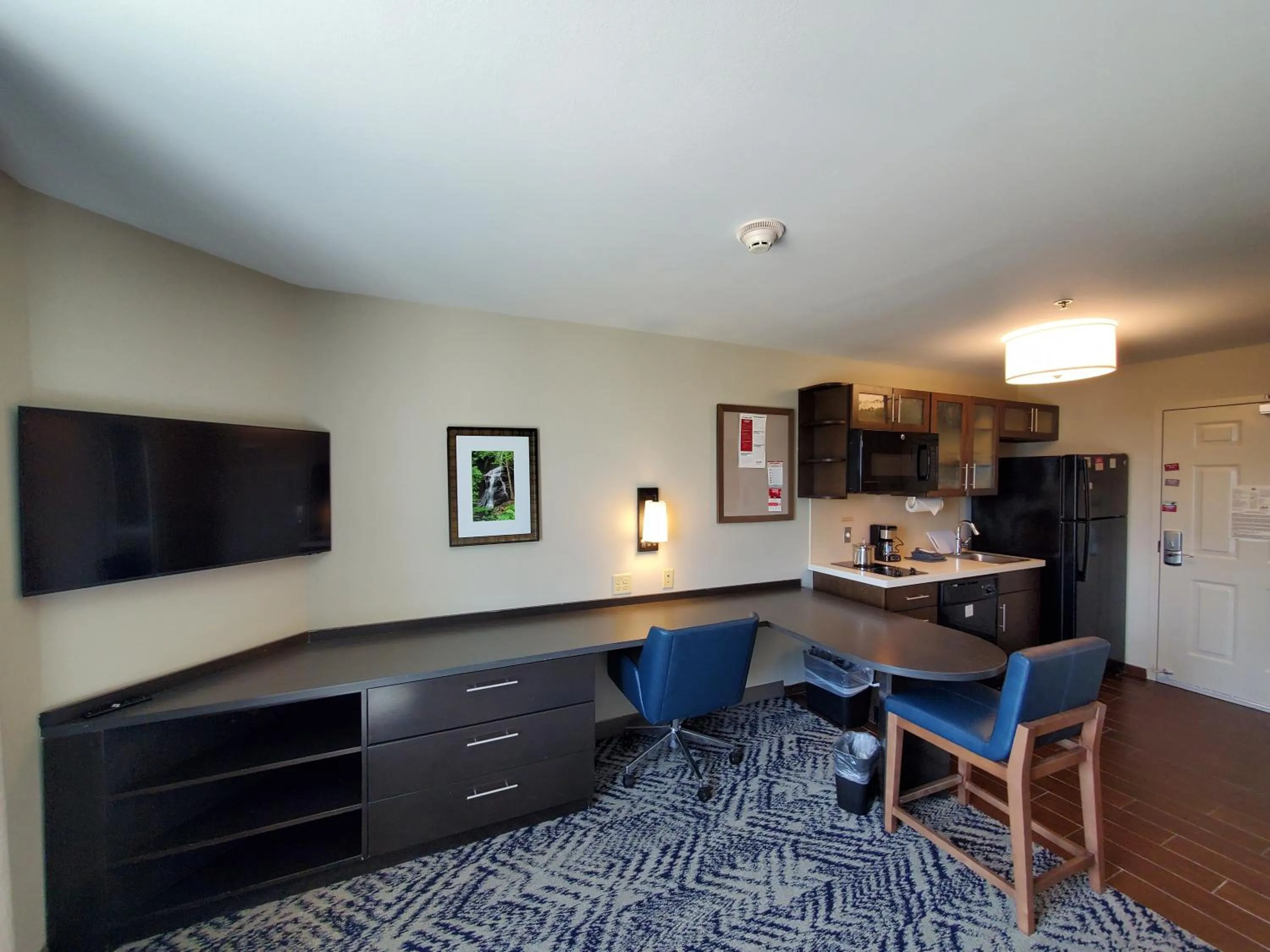 Bedroom in Candlewood Suites - Lake Charles South by IHG