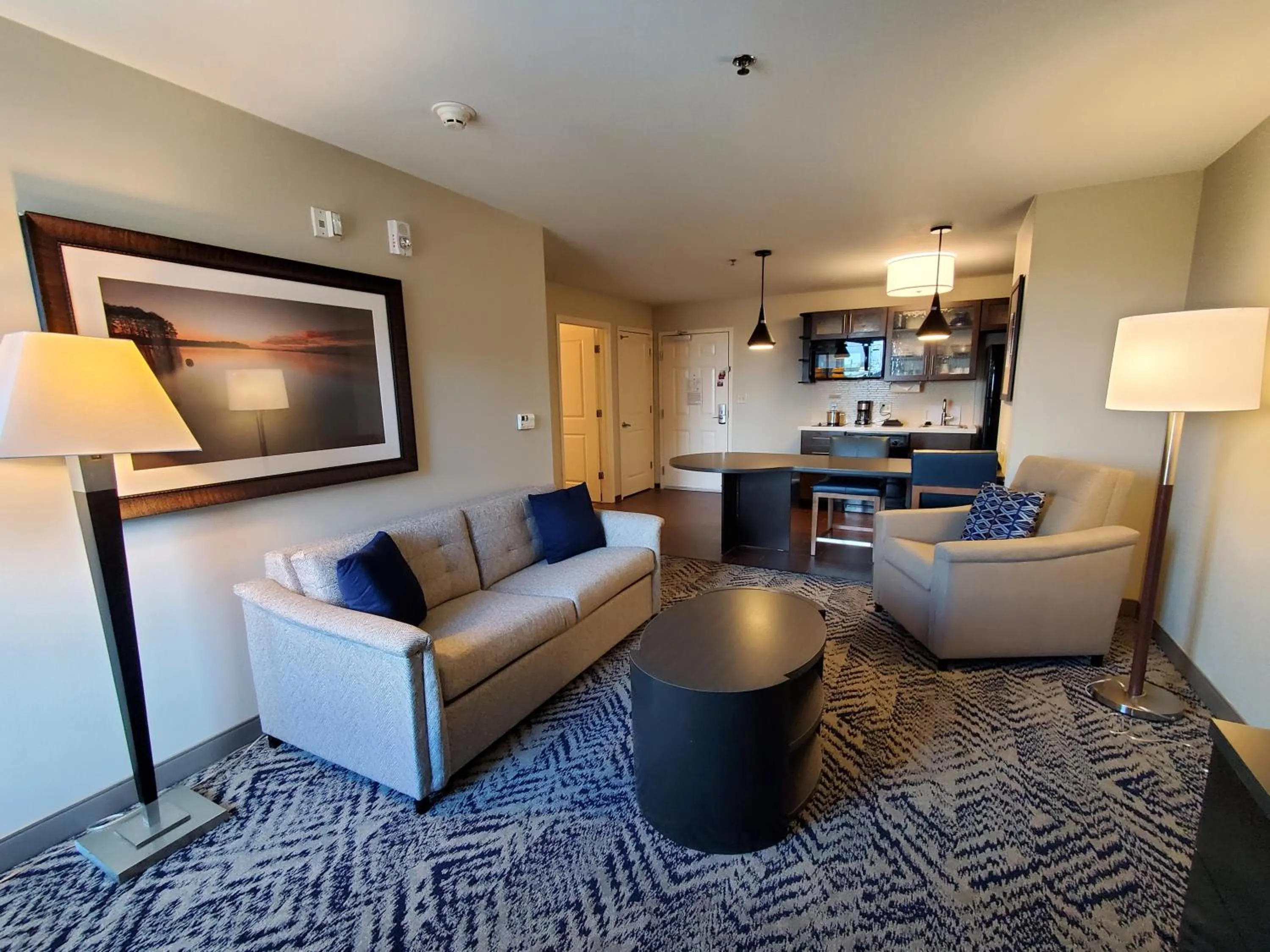 Kitchen or kitchenette in Candlewood Suites - Lake Charles South by IHG