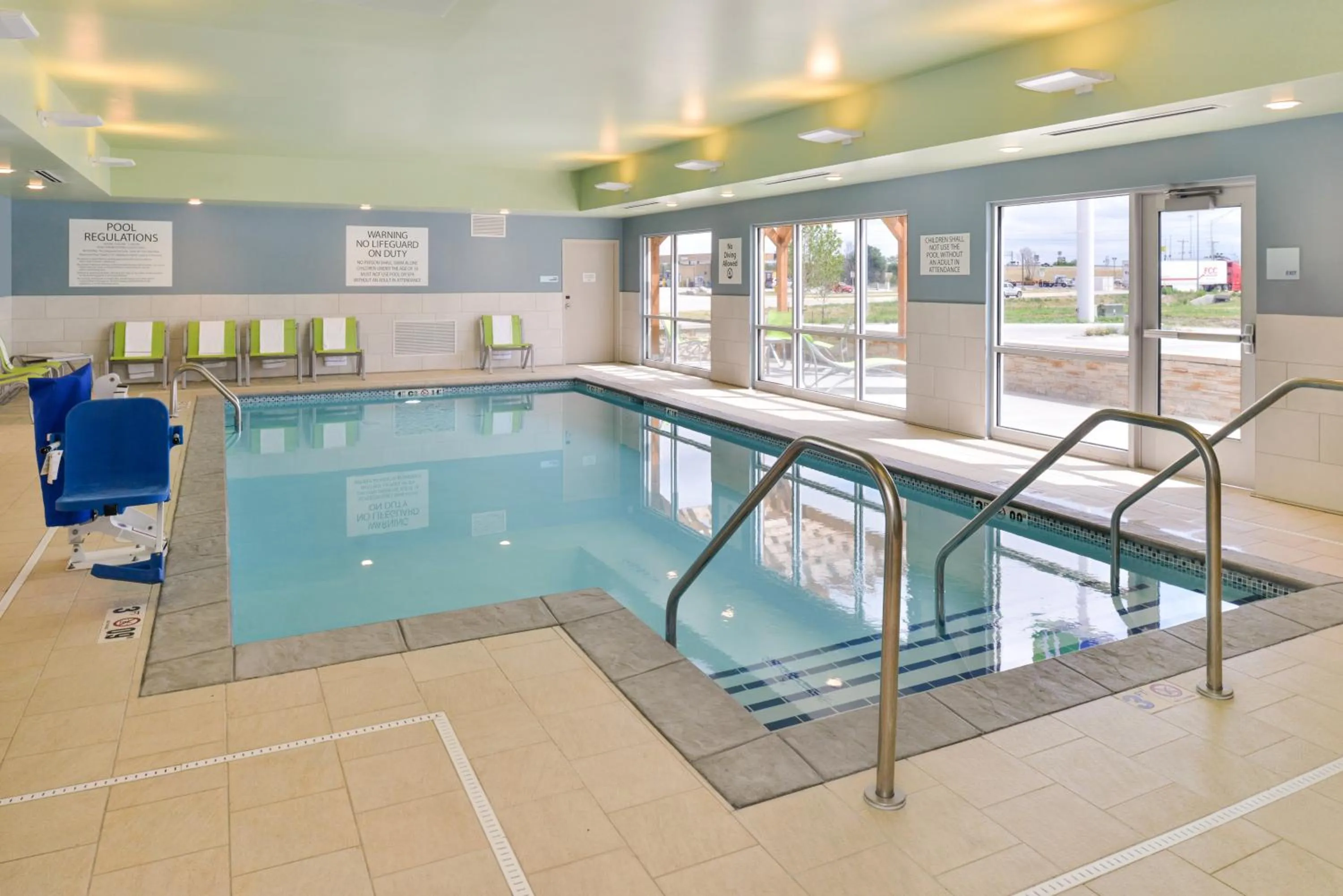 Swimming pool in Holiday Inn Express & Suites - Ogallala by IHG