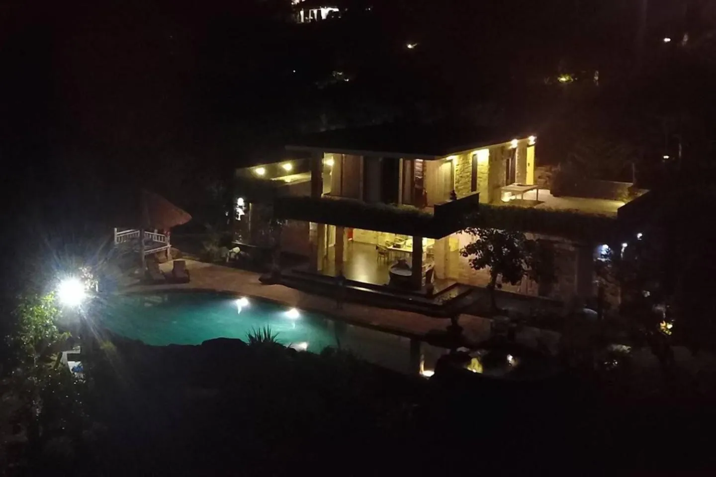 Sing Sing Resort Lovina