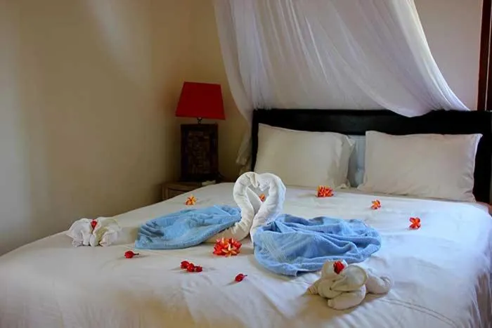 Bed in Sing Sing Resort Lovina