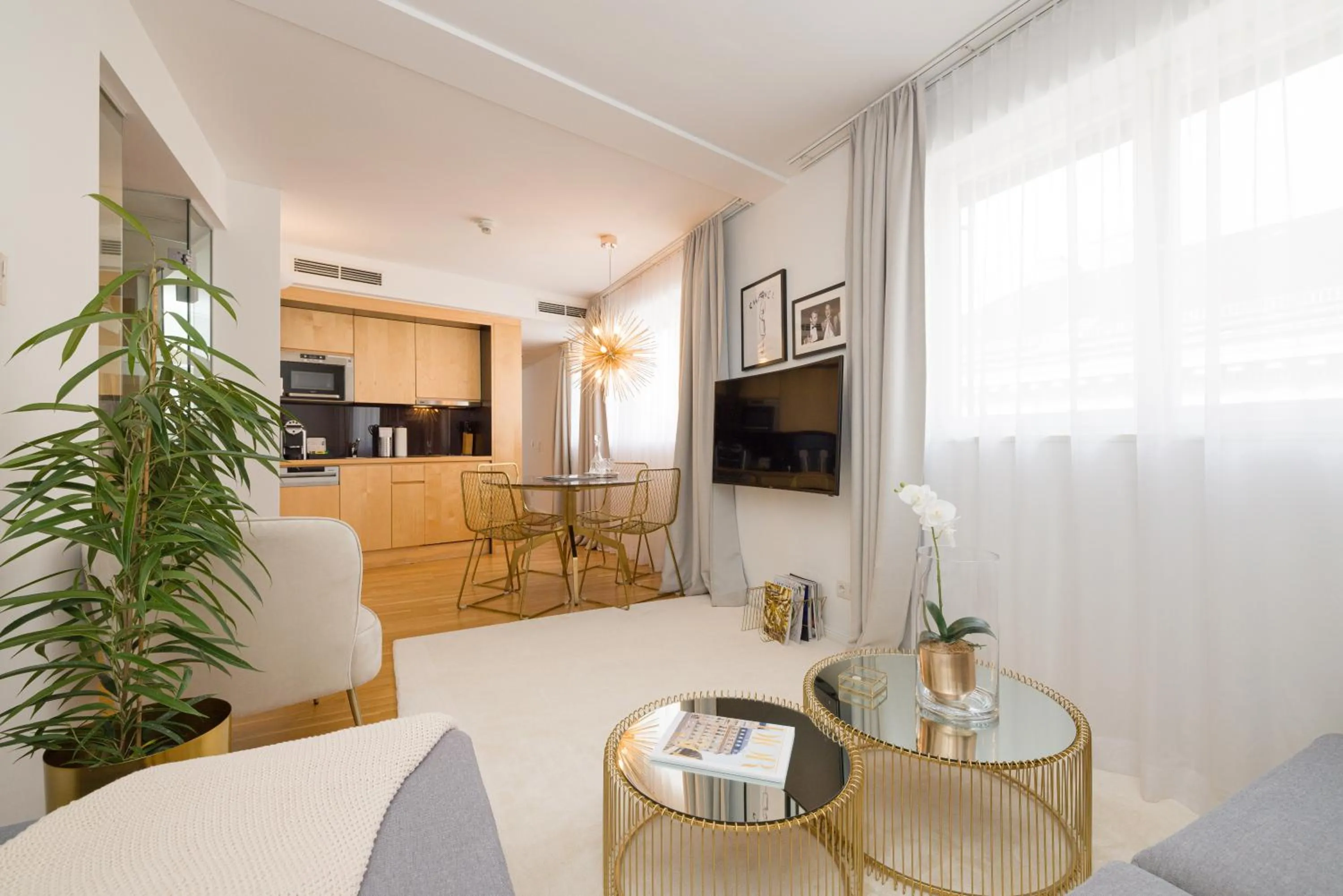 Living room in RAFAEL KAISER - Premium Apartments City Centre - Contactless Check-In
