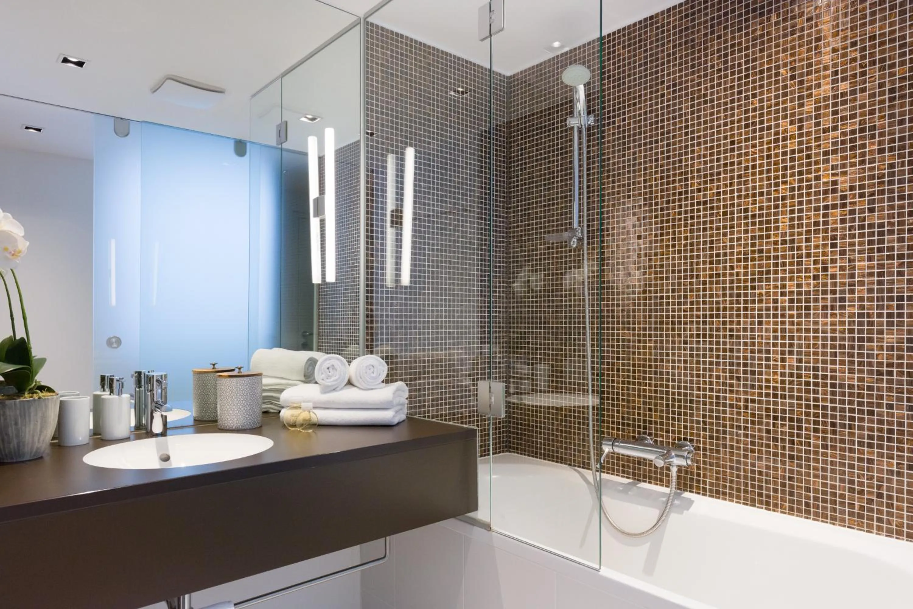 Bathroom in RAFAEL KAISER - Premium Apartments City Centre - Contactless Check-In