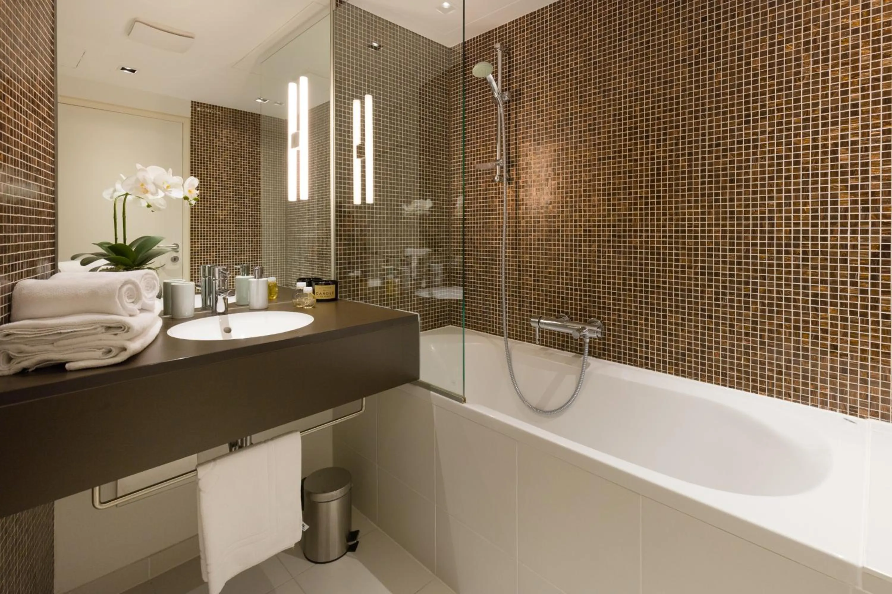 Bathroom in RAFAEL KAISER - Premium Apartments City Centre - Contactless Check-In