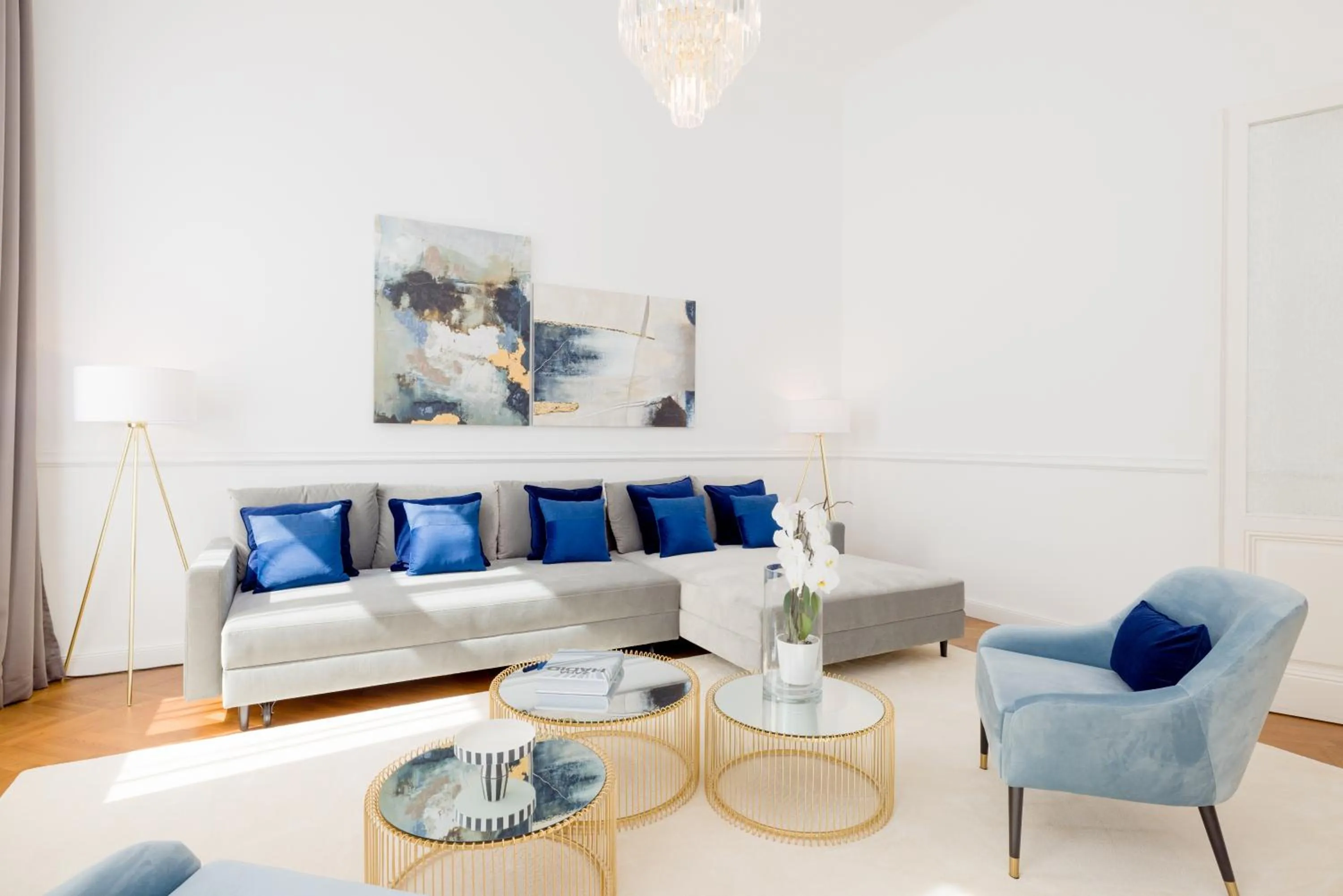 Living room in RAFAEL KAISER - Premium Apartments City Centre - Contactless Check-In