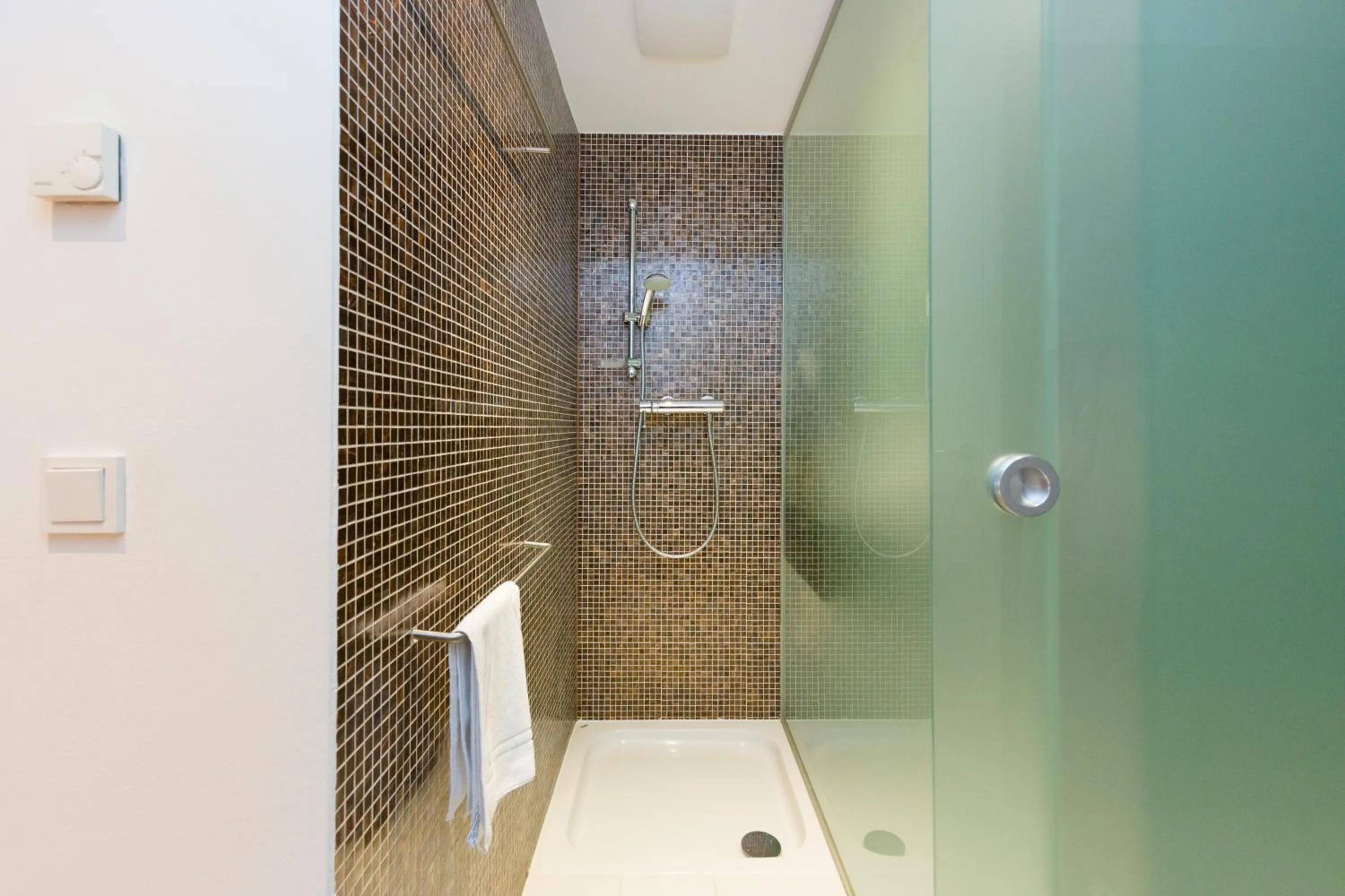 Shower in RAFAEL KAISER - Premium Apartments City Centre - Contactless Check-In