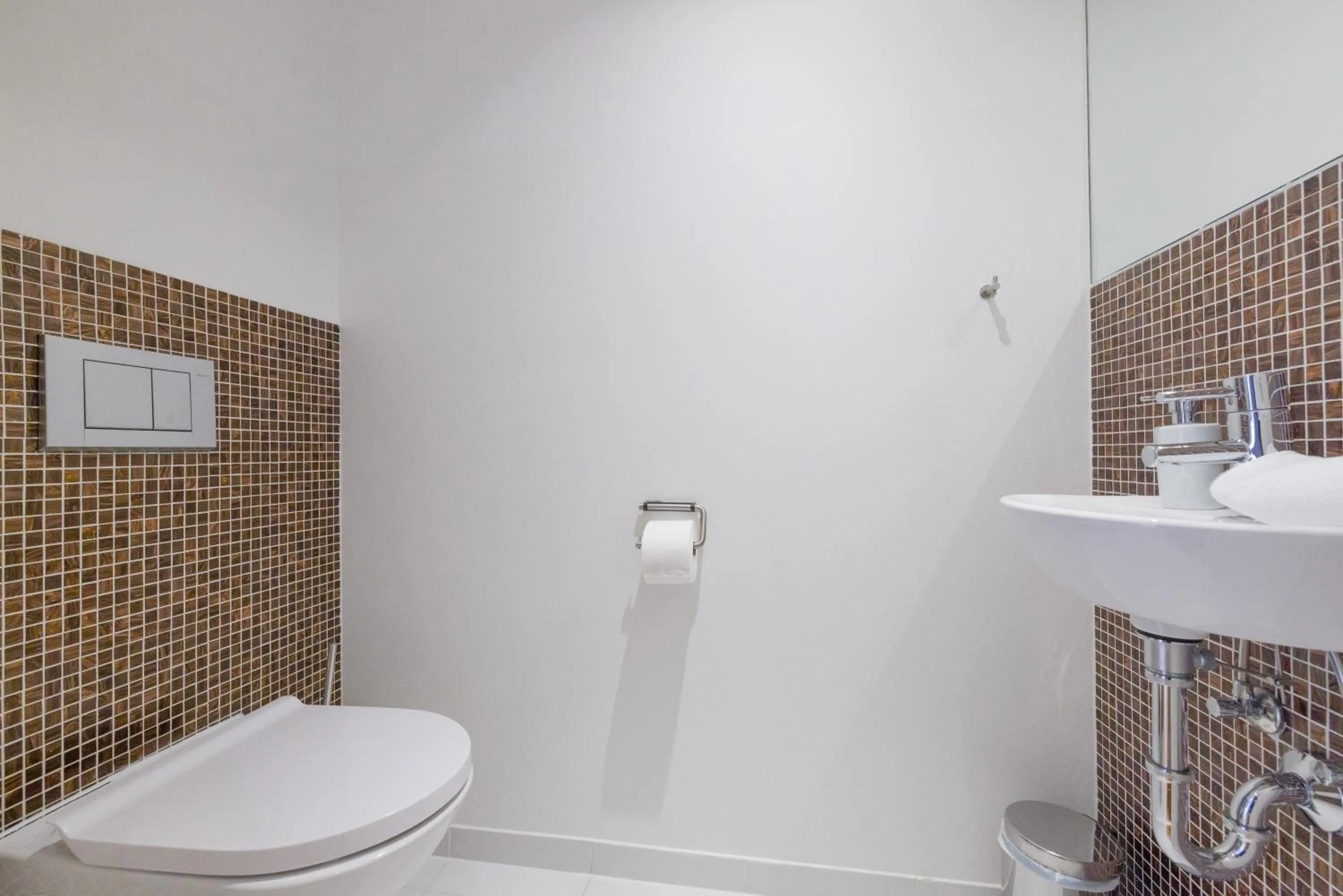 Toilet in RAFAEL KAISER - Premium Apartments City Centre - Contactless Check-In