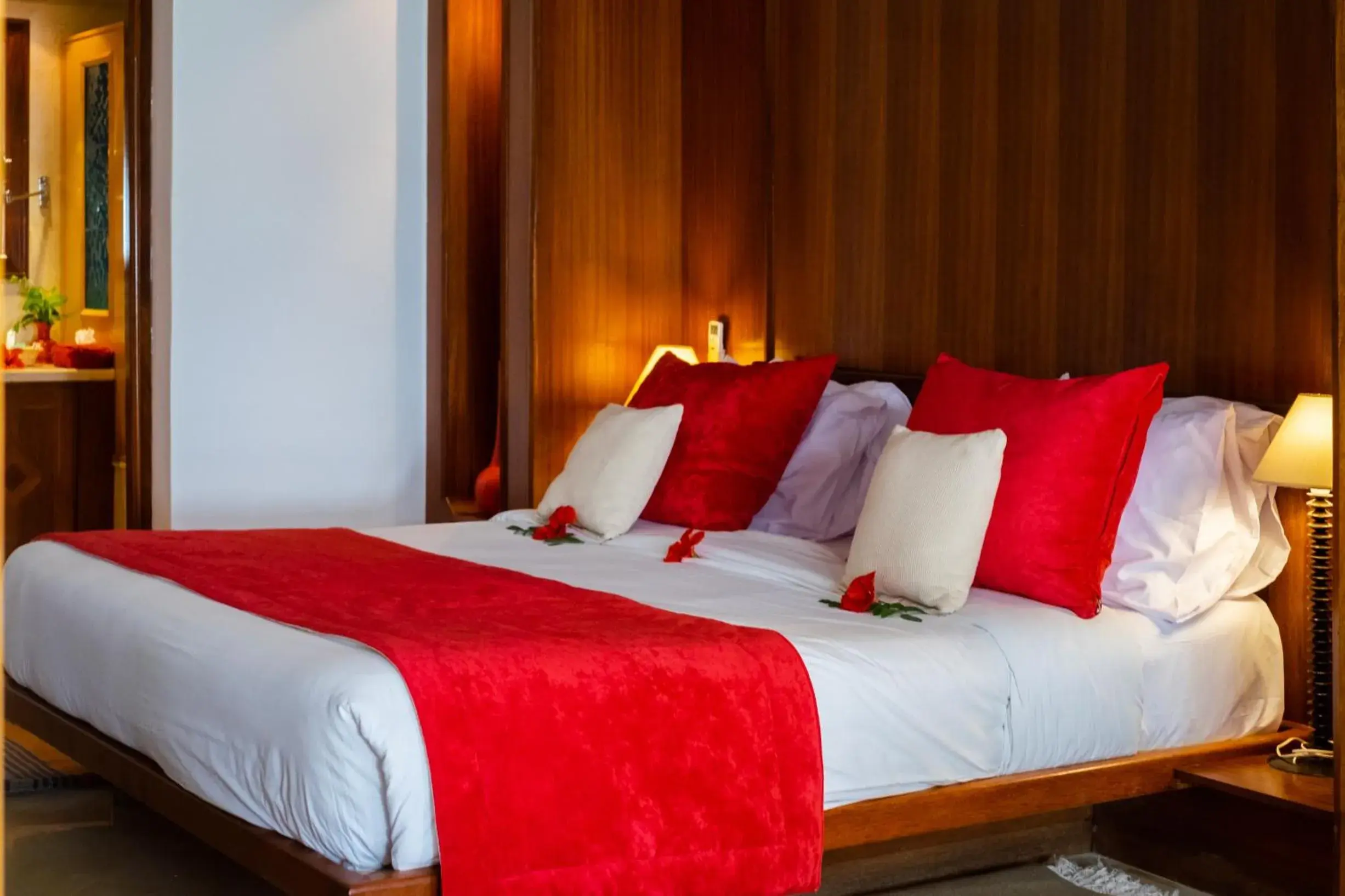 Deluxe Suite with Sea View in The Orangers Beach Resort and Bungalows All Inclusive Deluxe Suite with Sea View in The Orangers Beach Resort and Bungalows All Inclusive