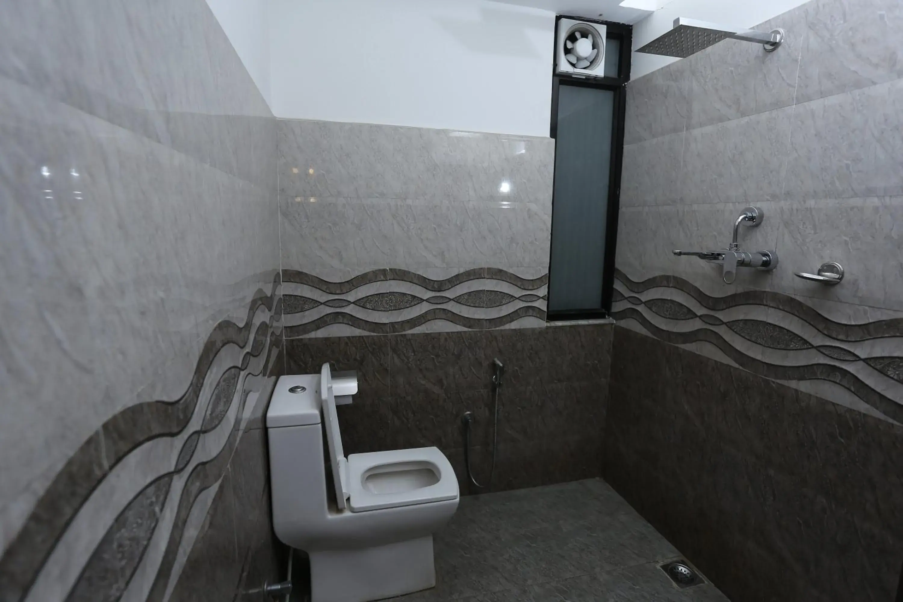 Deluxe Double or Twin Room in Hotel Hema Deluxe Double or Twin Room in Hotel Hema