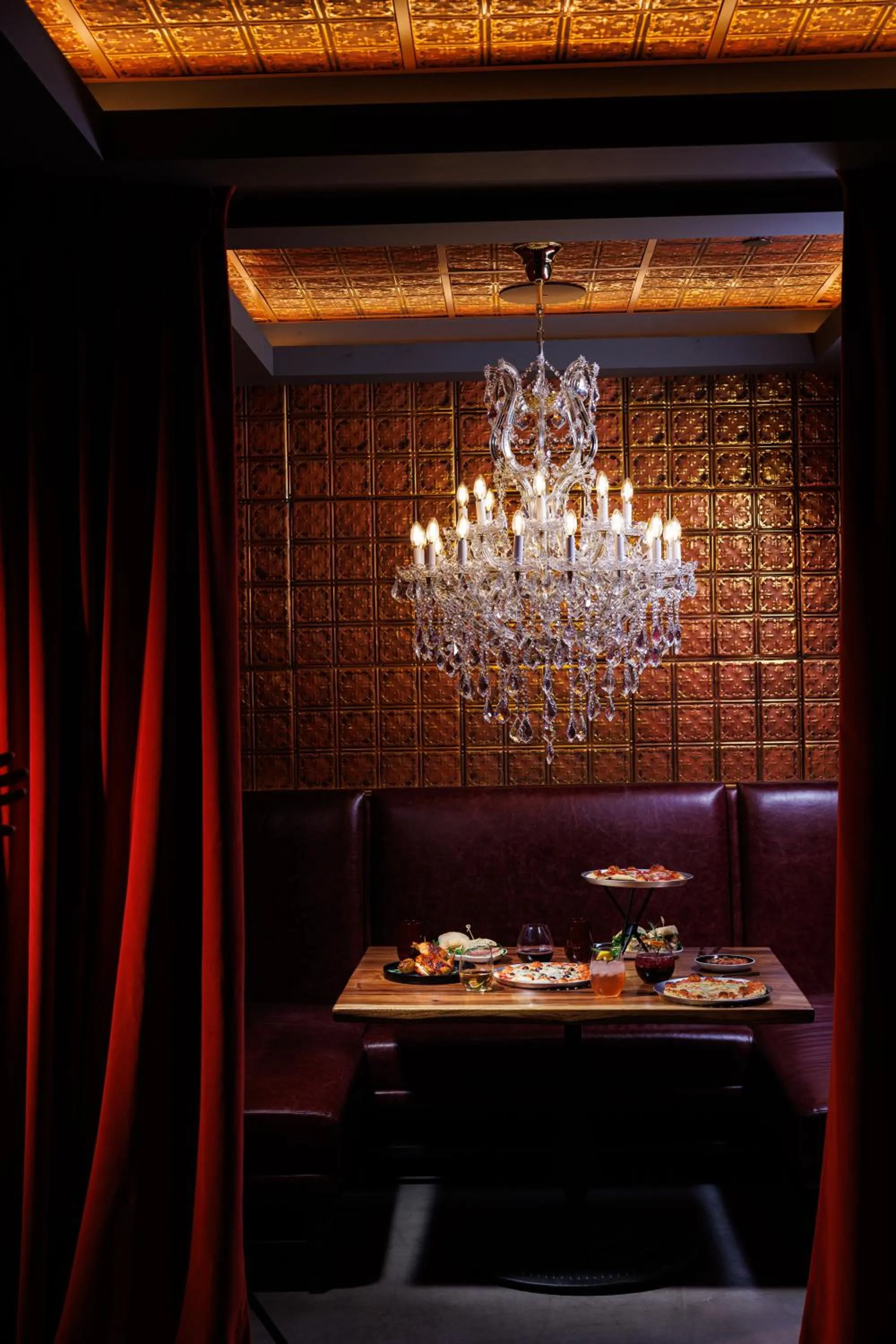 Restaurant/places to eat in Bally's Baton Rouge Hotel