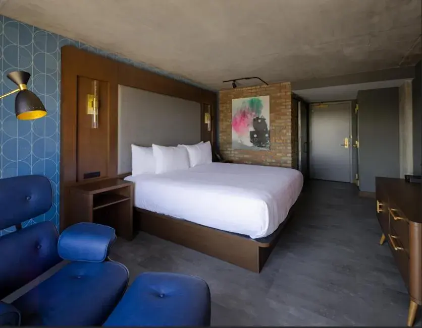 Deluxe Single Room in Bally's Baton Rouge Hotel Deluxe Single Room in Bally's Baton Rouge Hotel