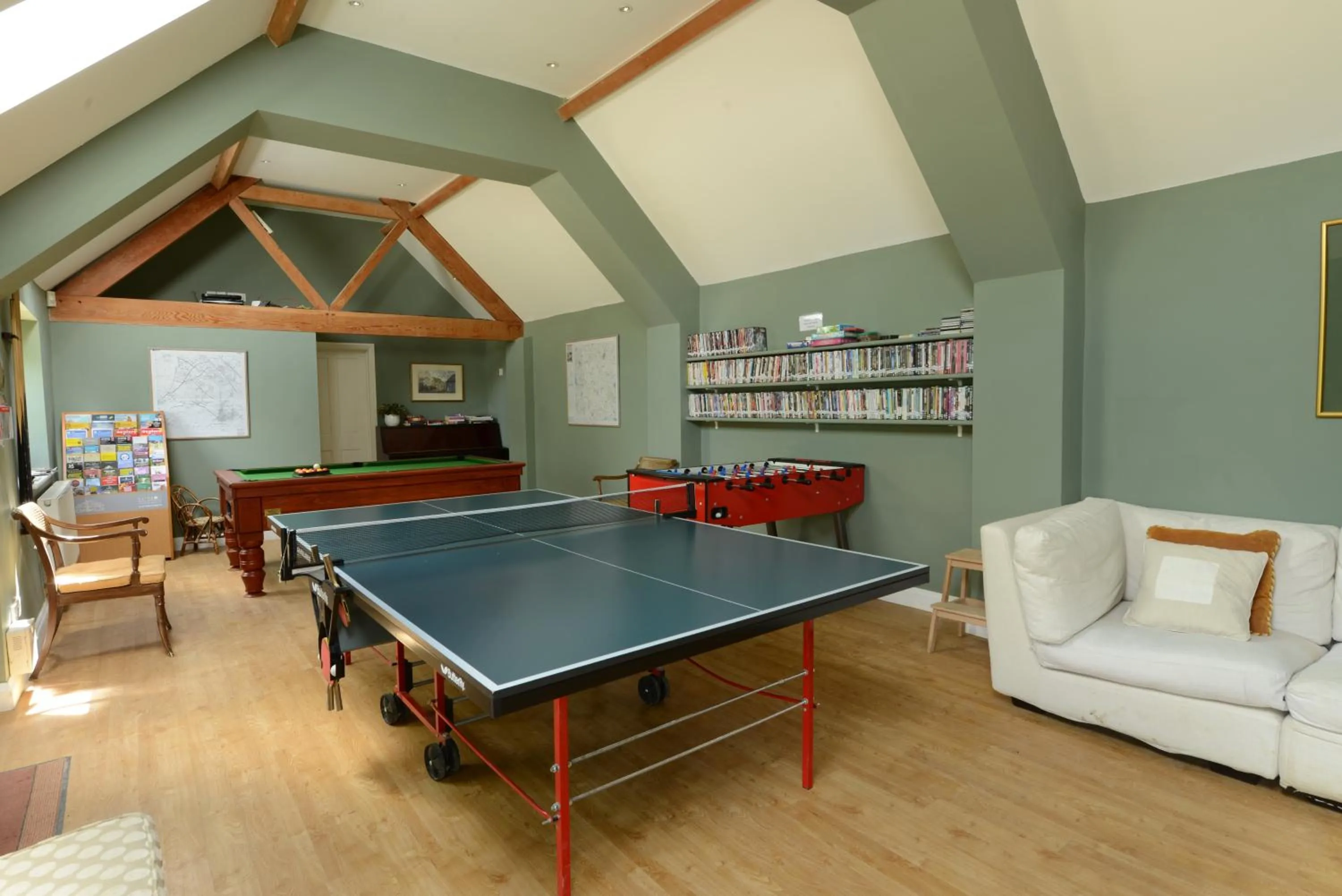 Game Room in Saratoga Cottage