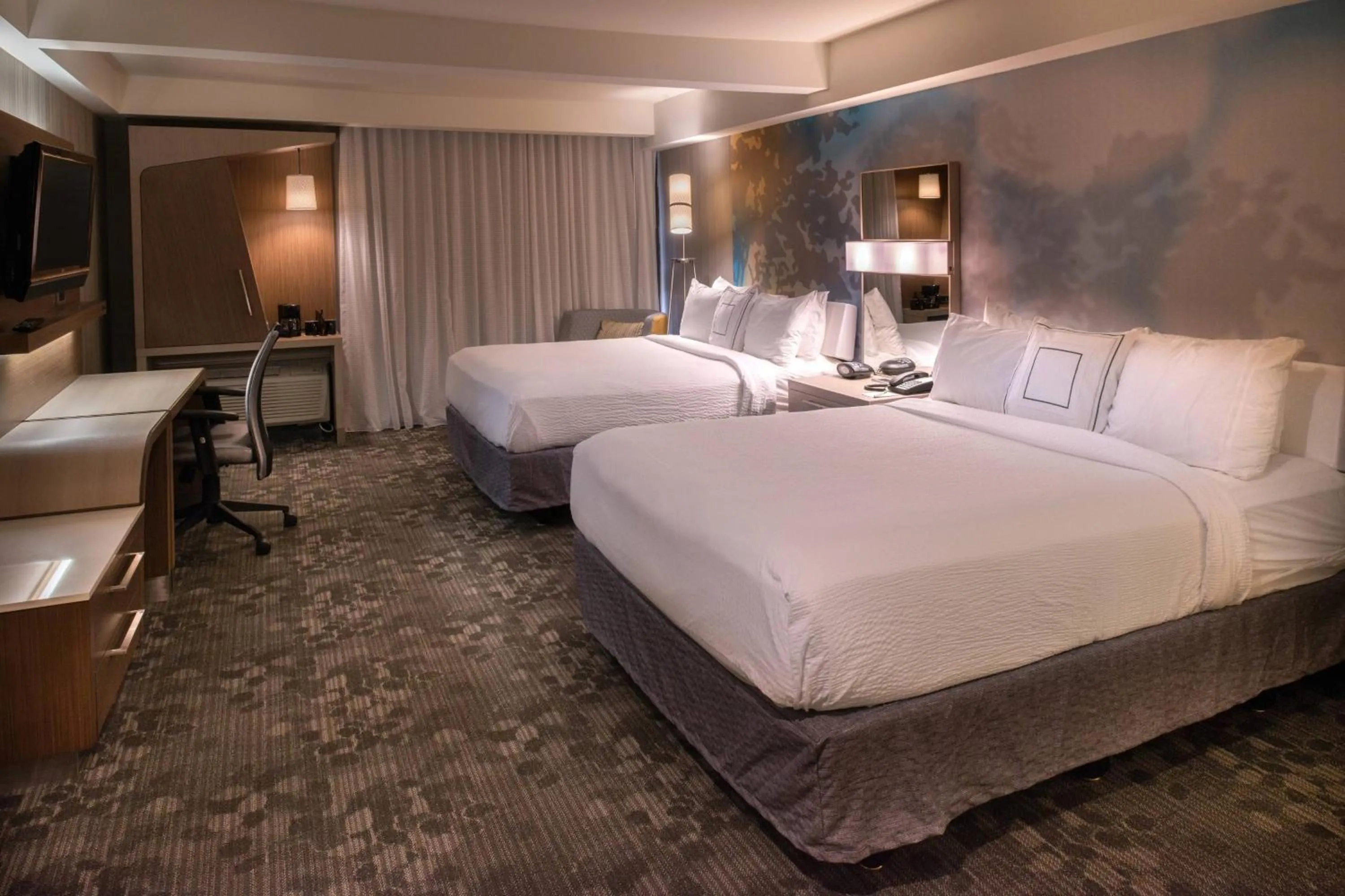 Photo of the whole room in Courtyard by Marriott Oxnard/Ventura