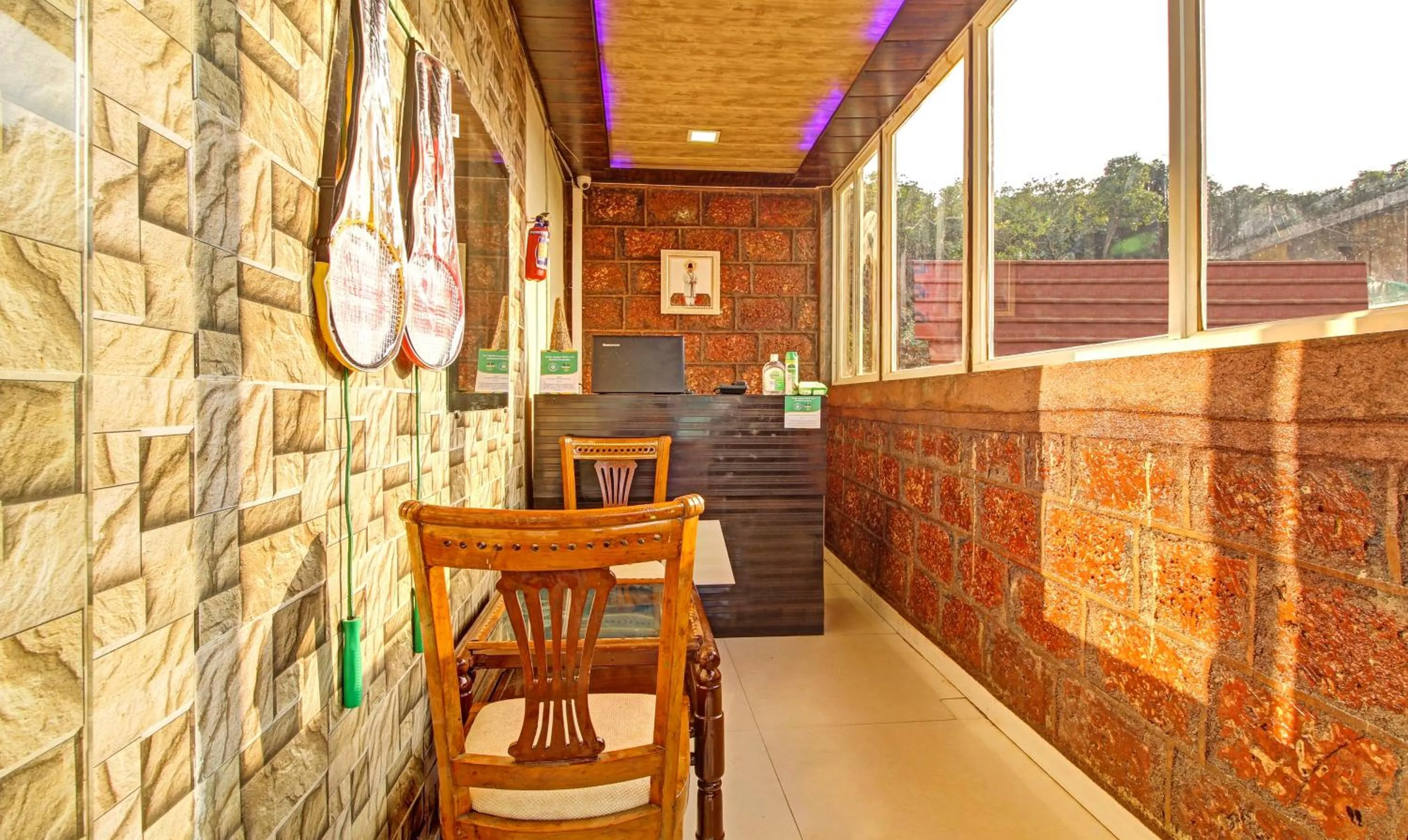 Seating area in Treebo Berry Hill Venna Lake, 3 Km From City Center