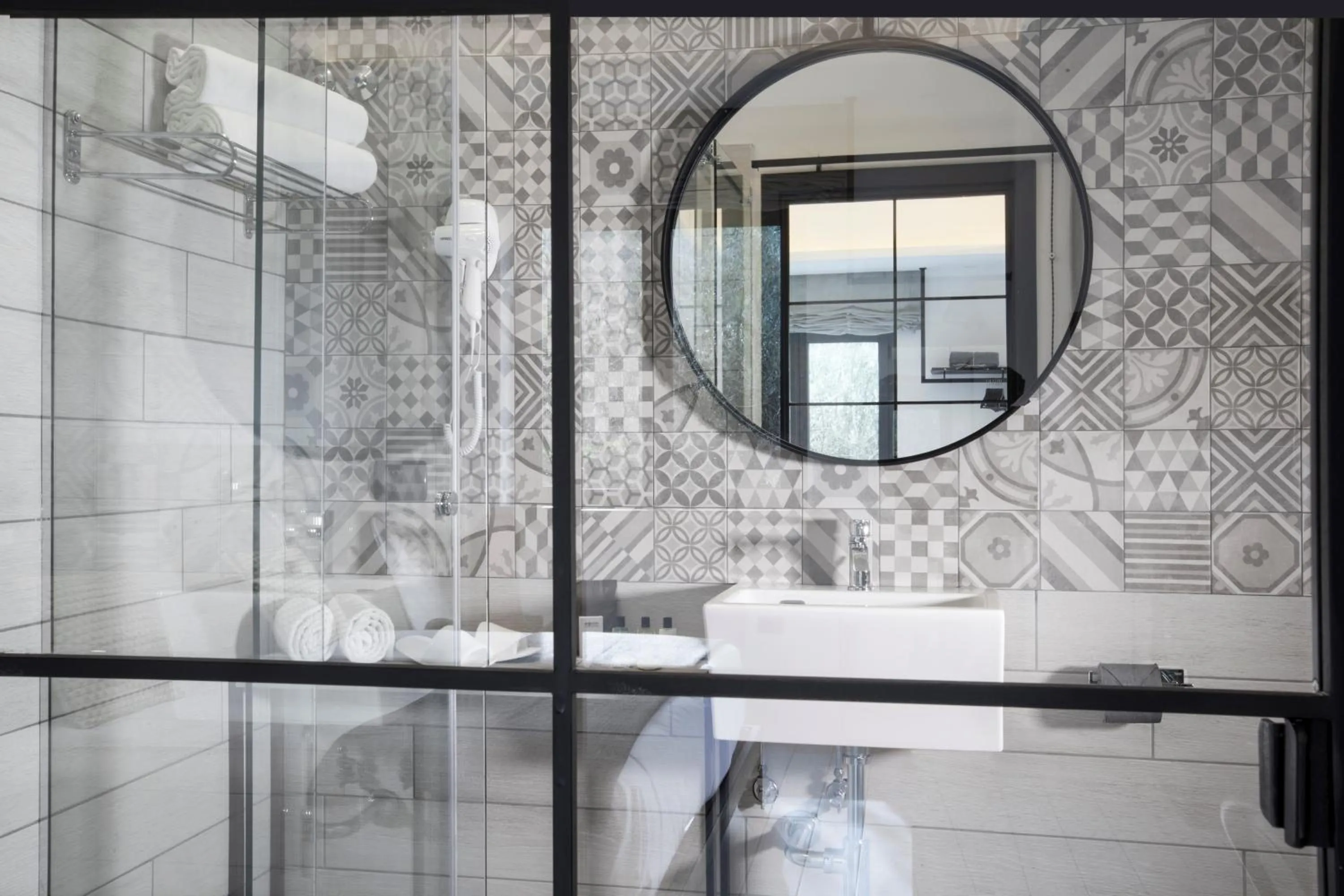 Bathroom in La Ferrovia Guest House