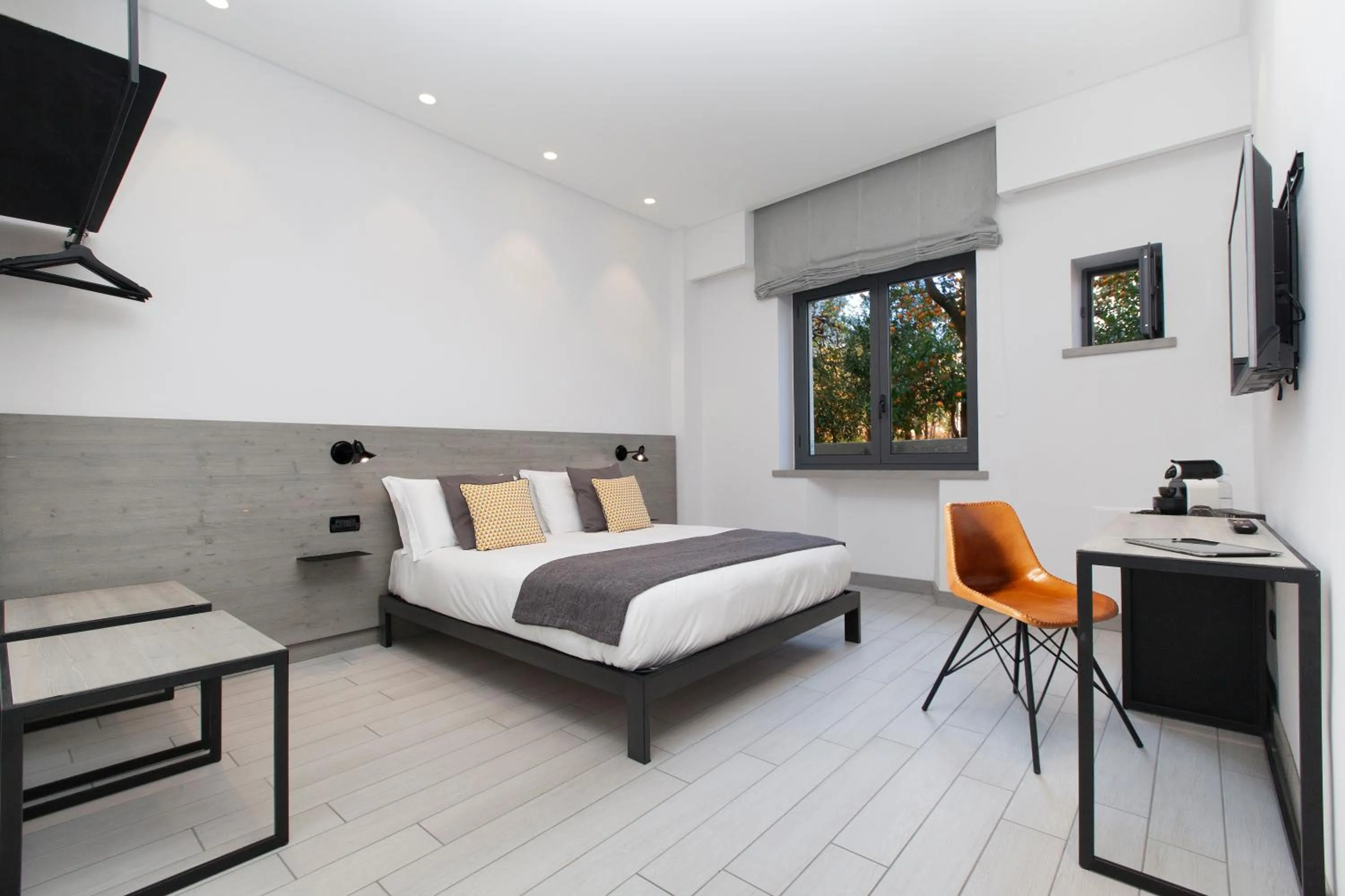 Bedroom, Bed in La Ferrovia Guest House