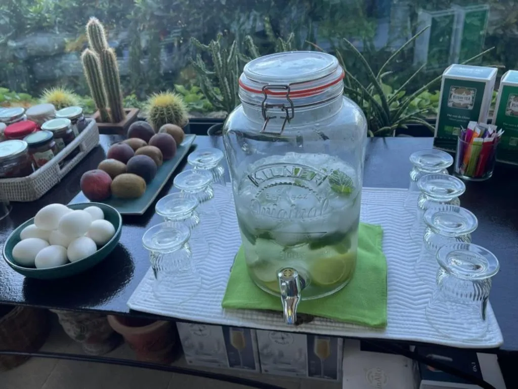 Breakfast in La Borie en Provence