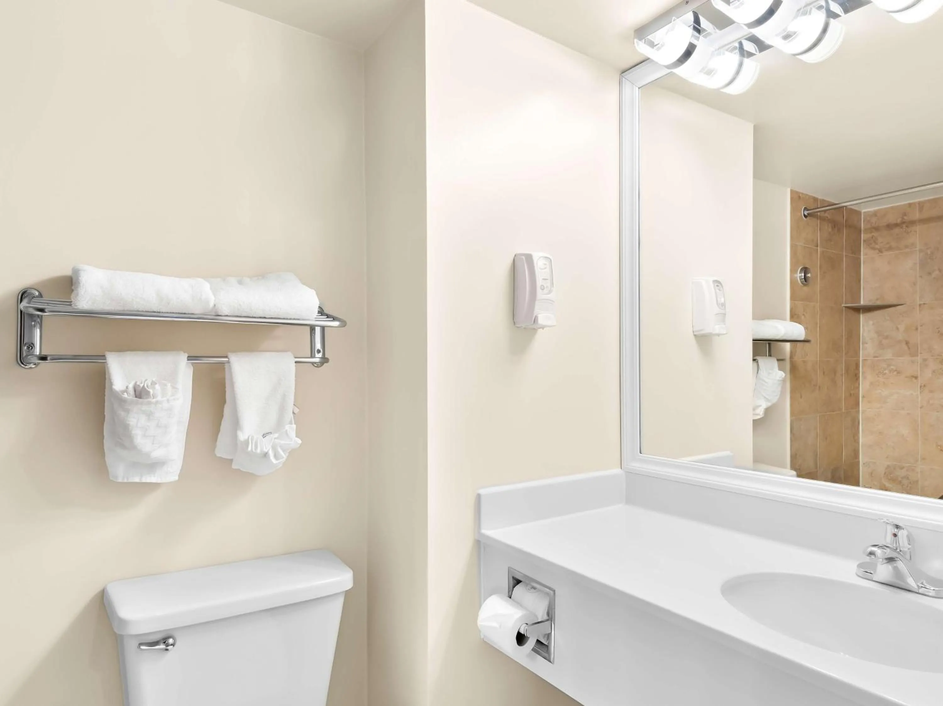 Bathroom in Best Western Potomac Mills