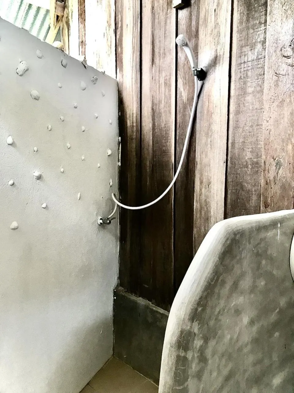 Shower in Frog Garden Hut