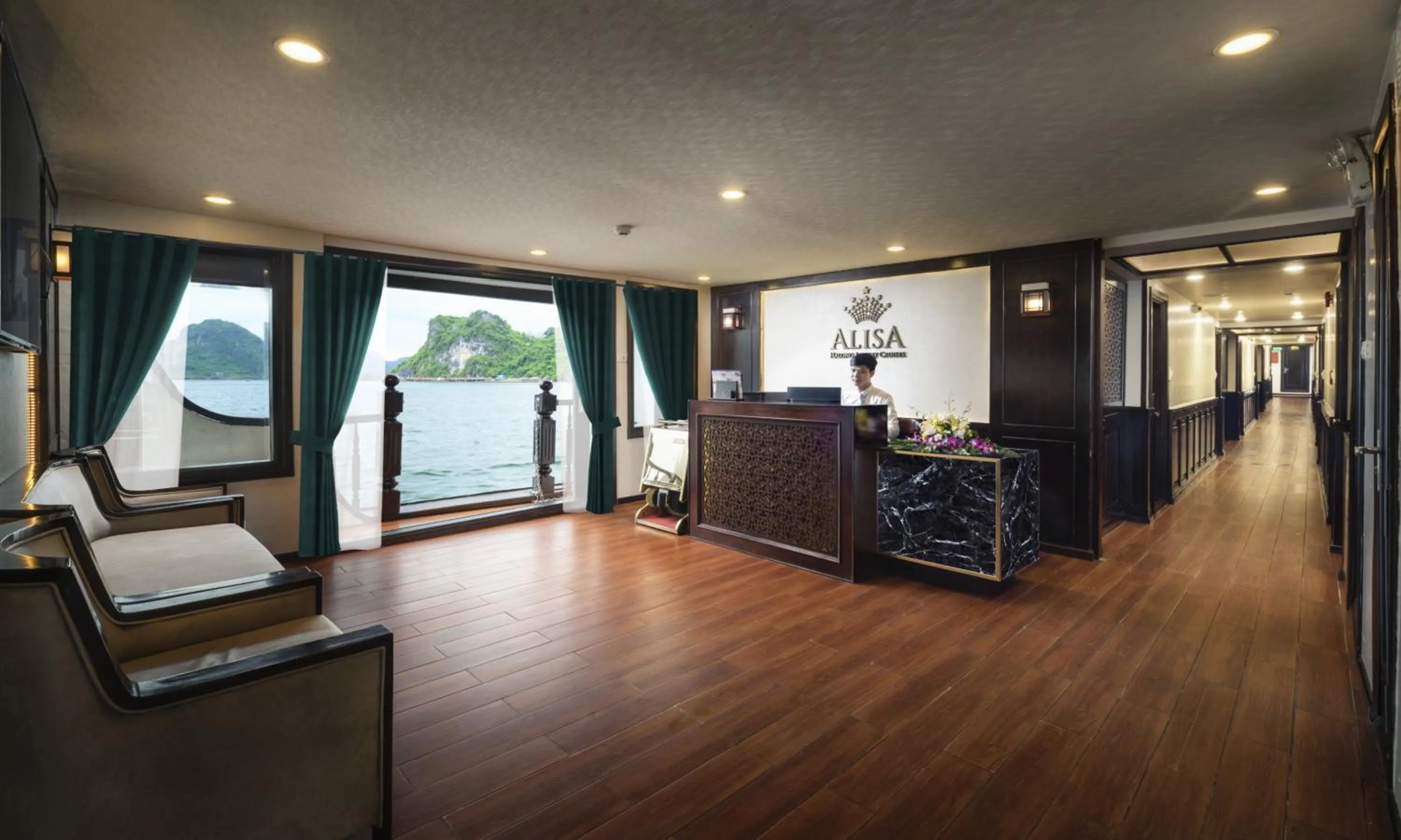 Lobby or reception in Alisa Premier Cruise