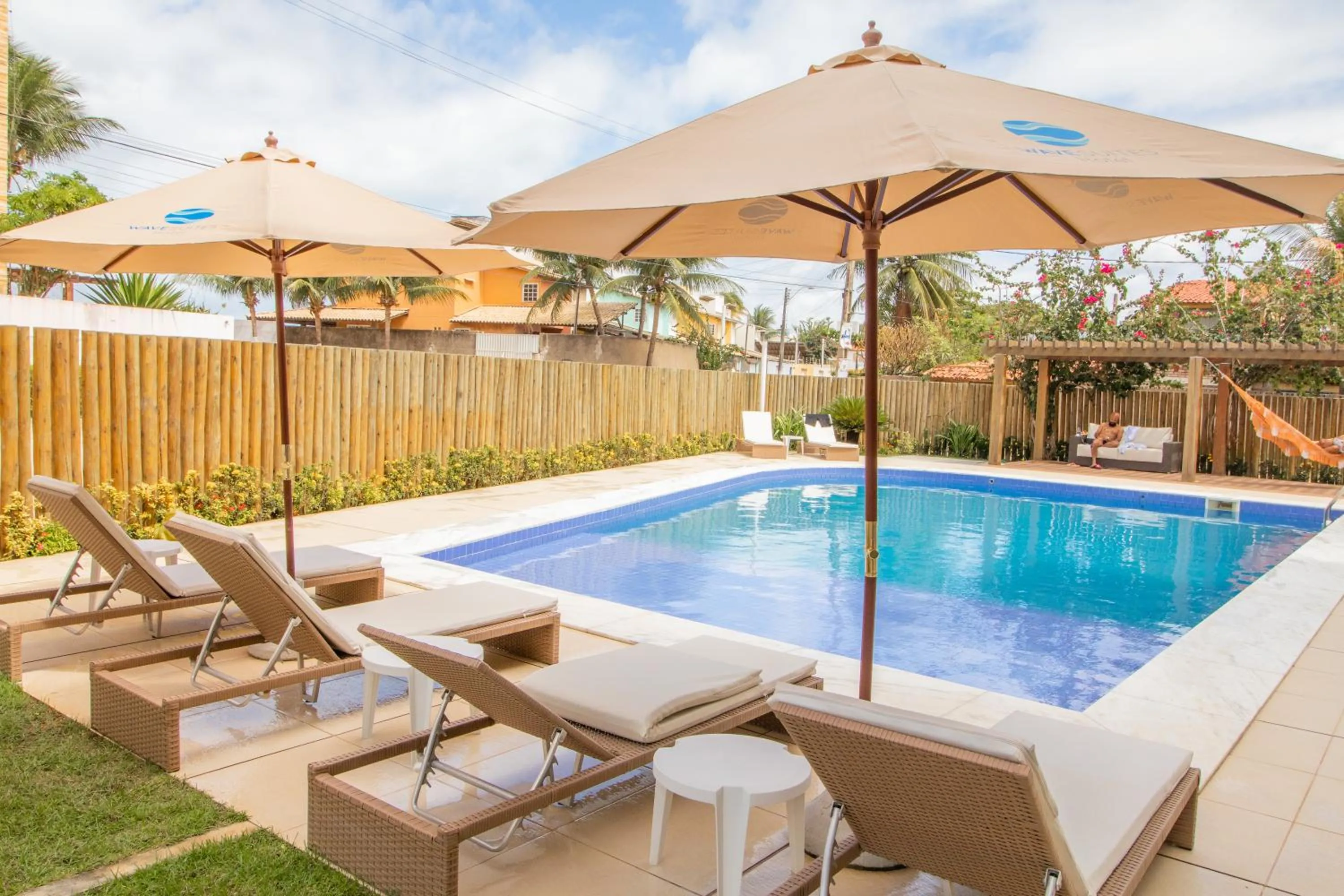 Beach in Wave Suítes Hotel & Lounge bar