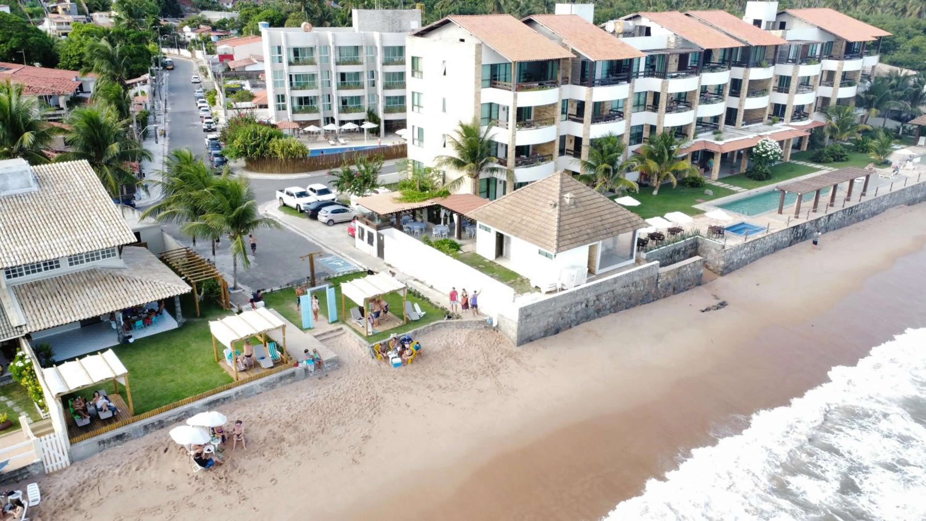 Property building in Wave Suítes Hotel & Lounge bar