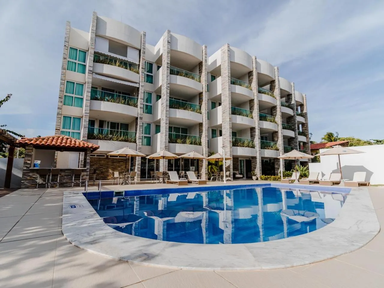 Property building in Wave Suítes Hotel & Lounge bar