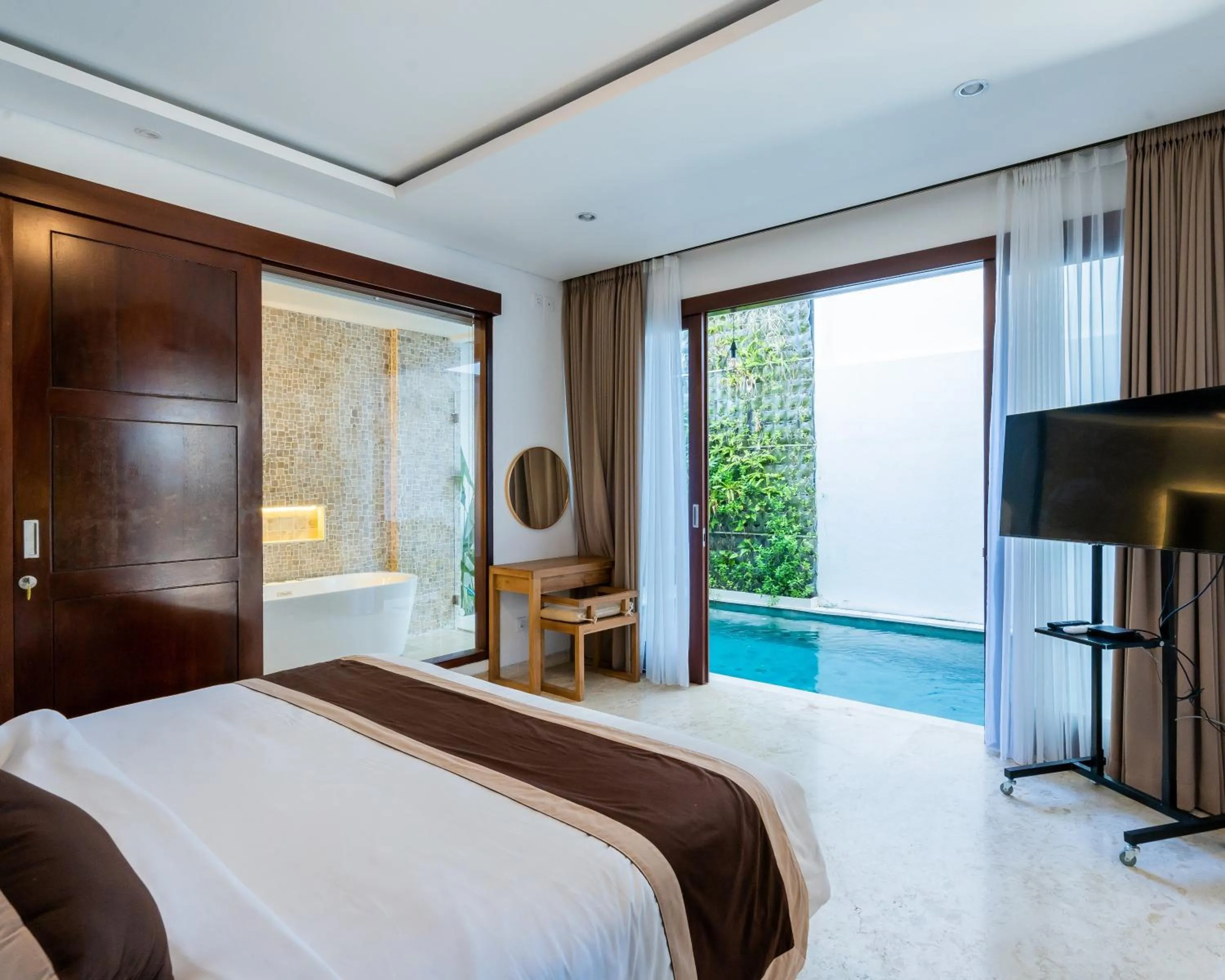 Bed in Bali Residence Villa