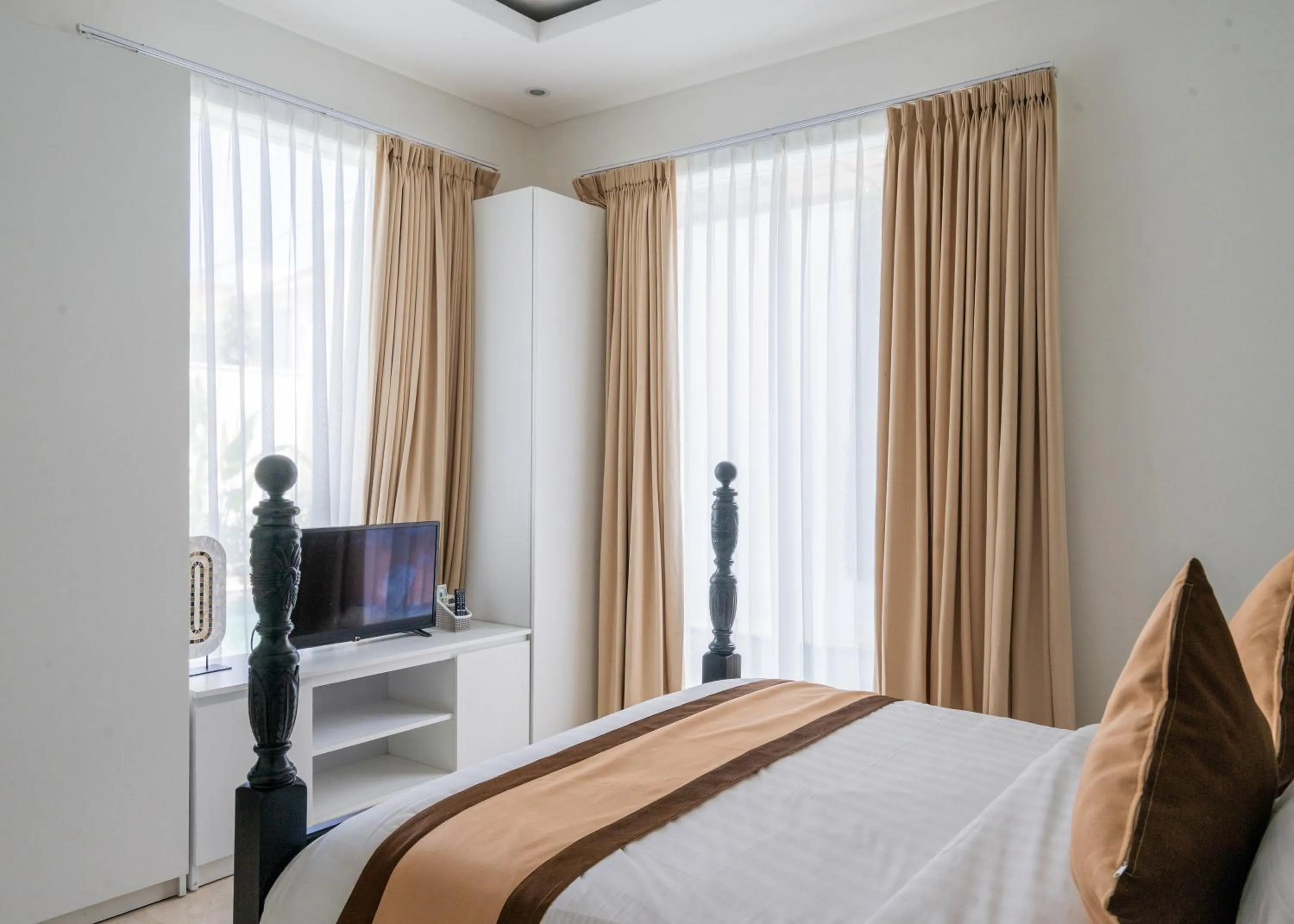 Bed in Bali Residence Villa