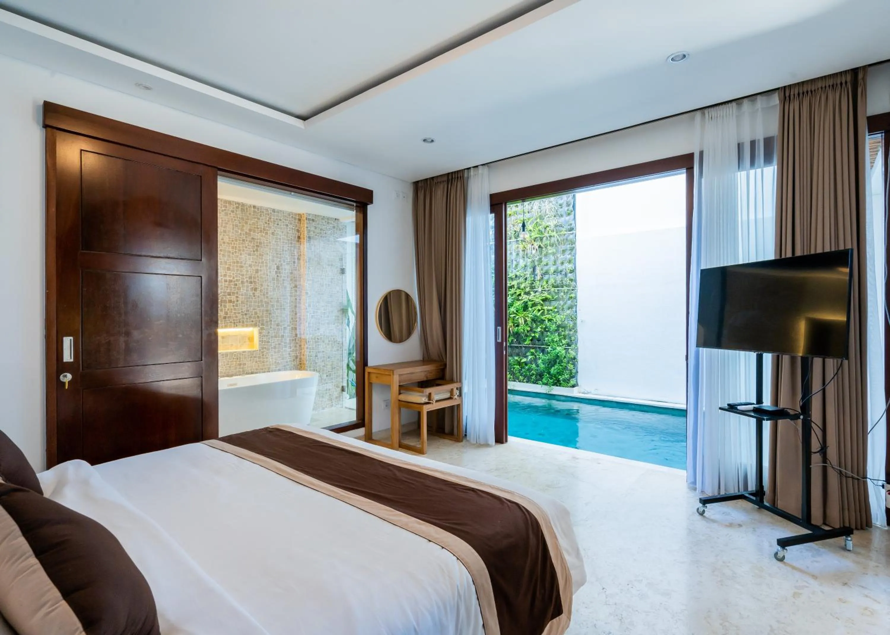 Bed in Bali Residence Villa