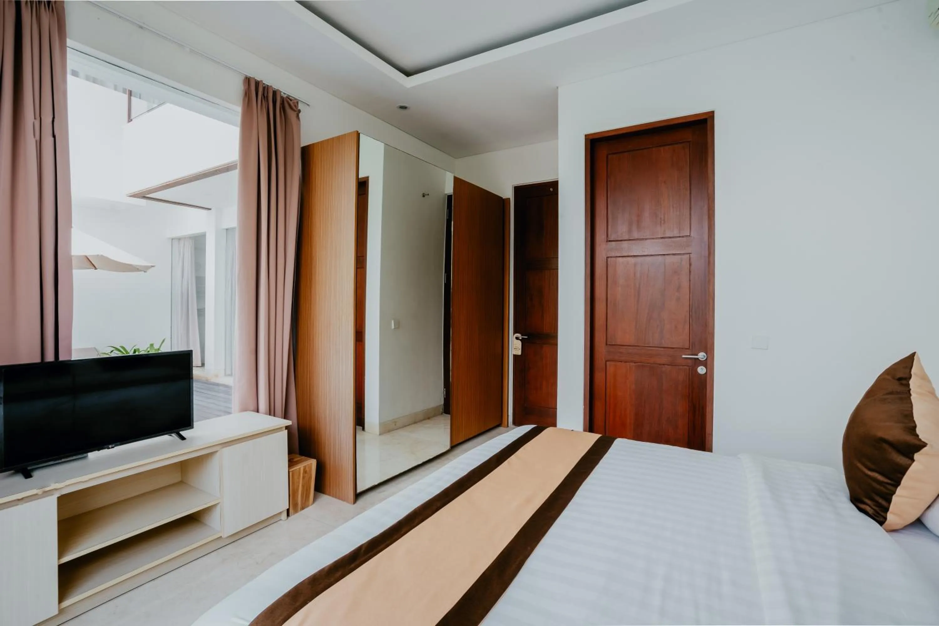 Bed in Bali Residence Villa