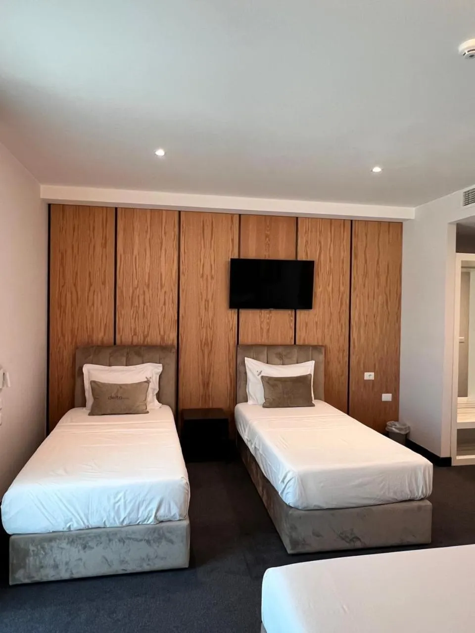 Bed in Hotel Delta Premium