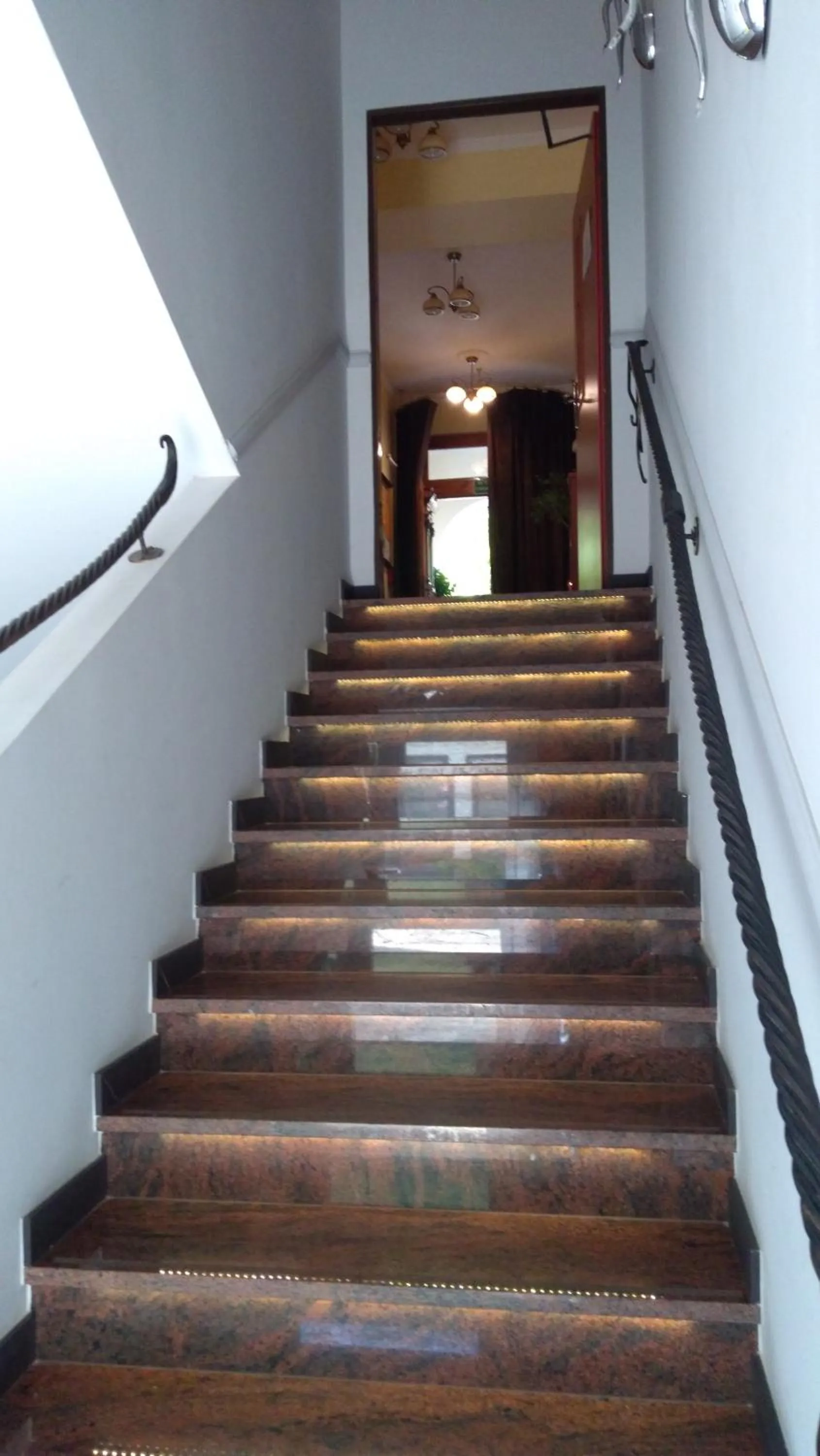 Lobby or reception in Admiral II