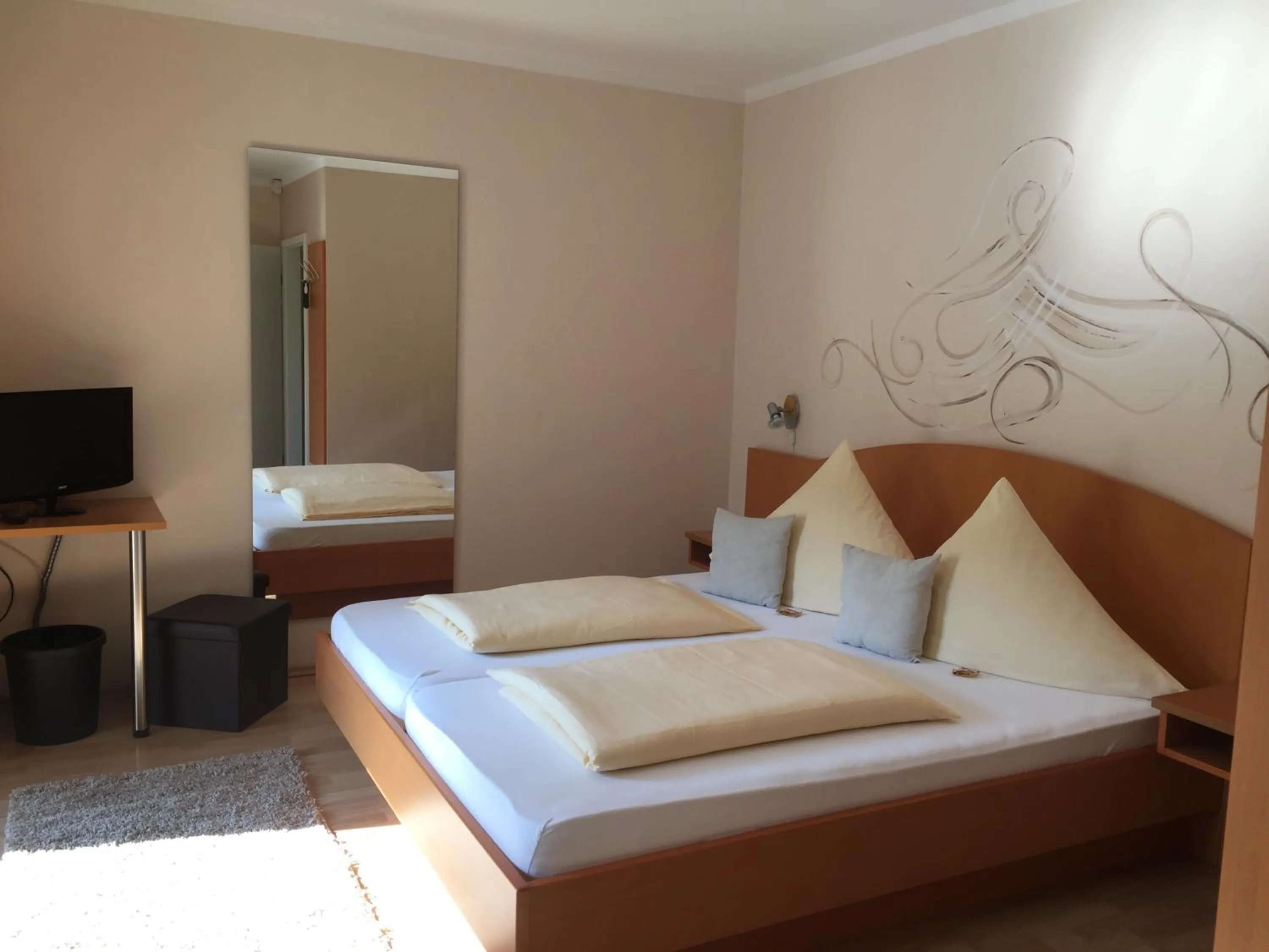 Decorative detail, Bed in Pension Wagner