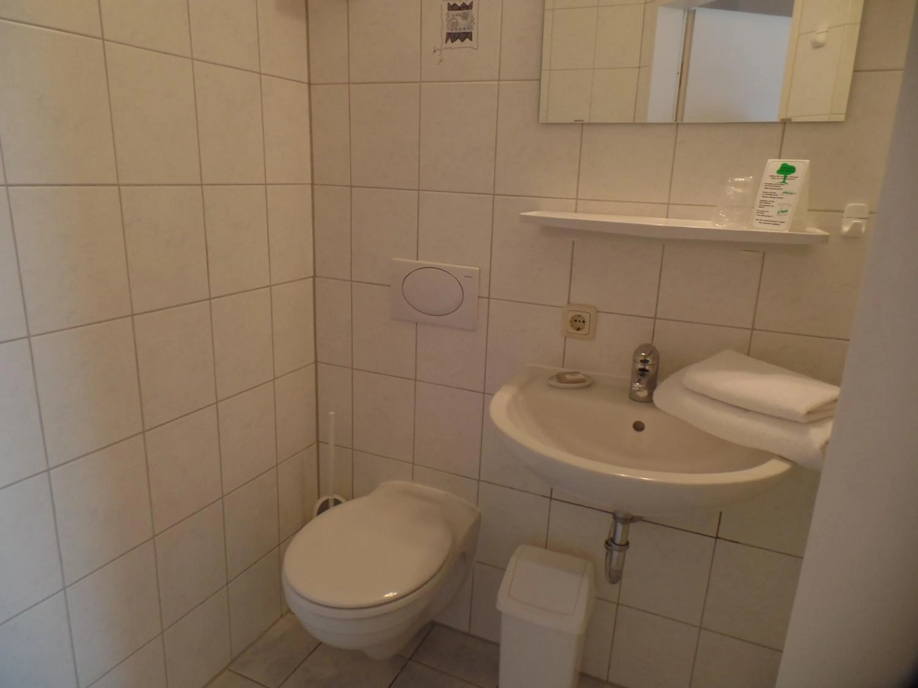 Bathroom in Pension Wagner