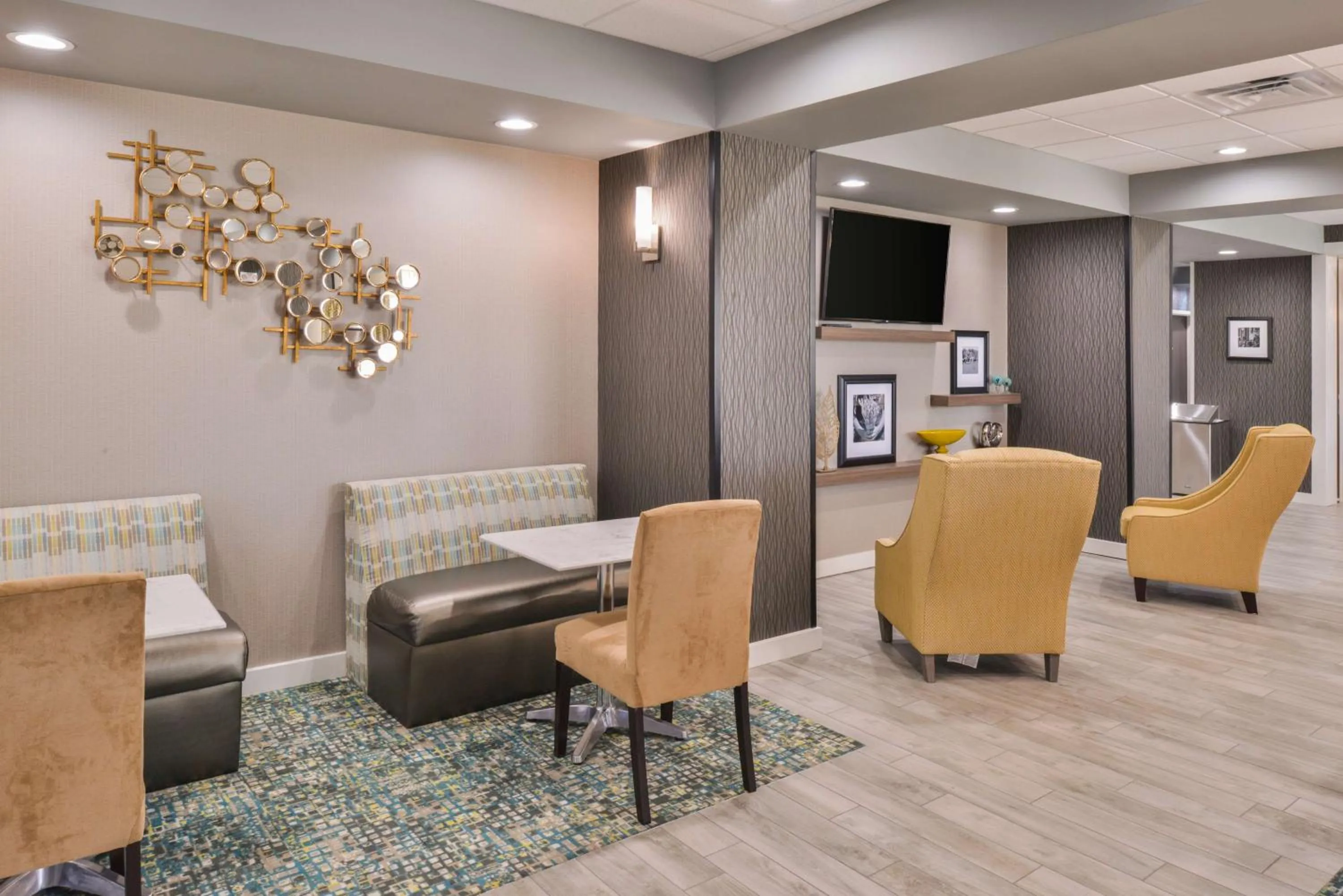 Lobby or reception in Hampton Inn Emporia, KS